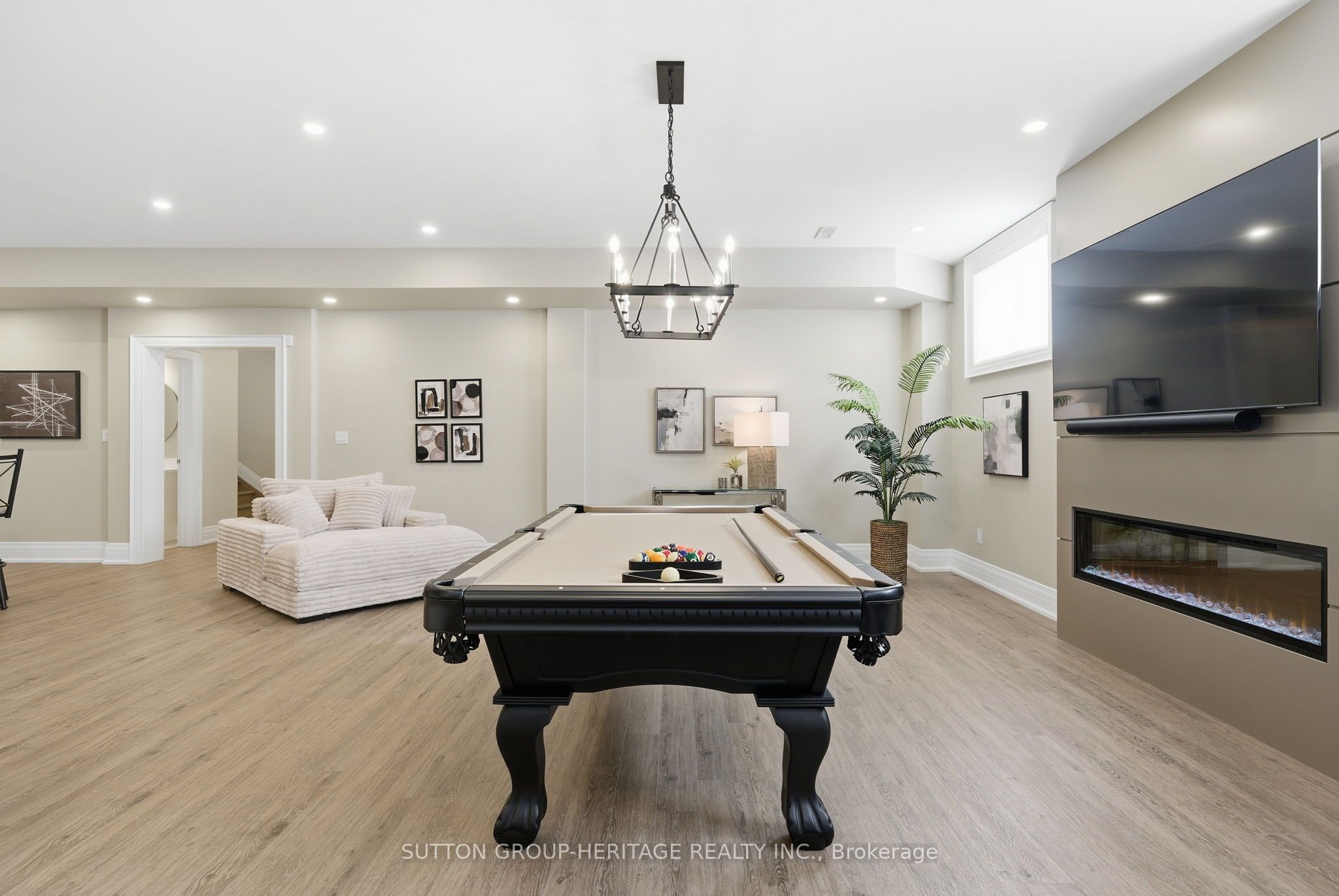 18 Dexshire Drive Property Photo 41