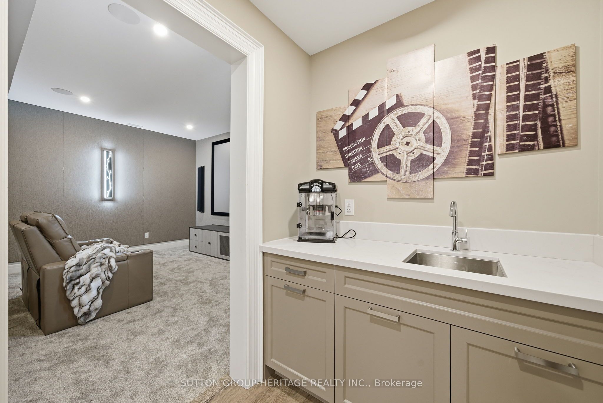 18 Dexshire Drive Property Photo 46