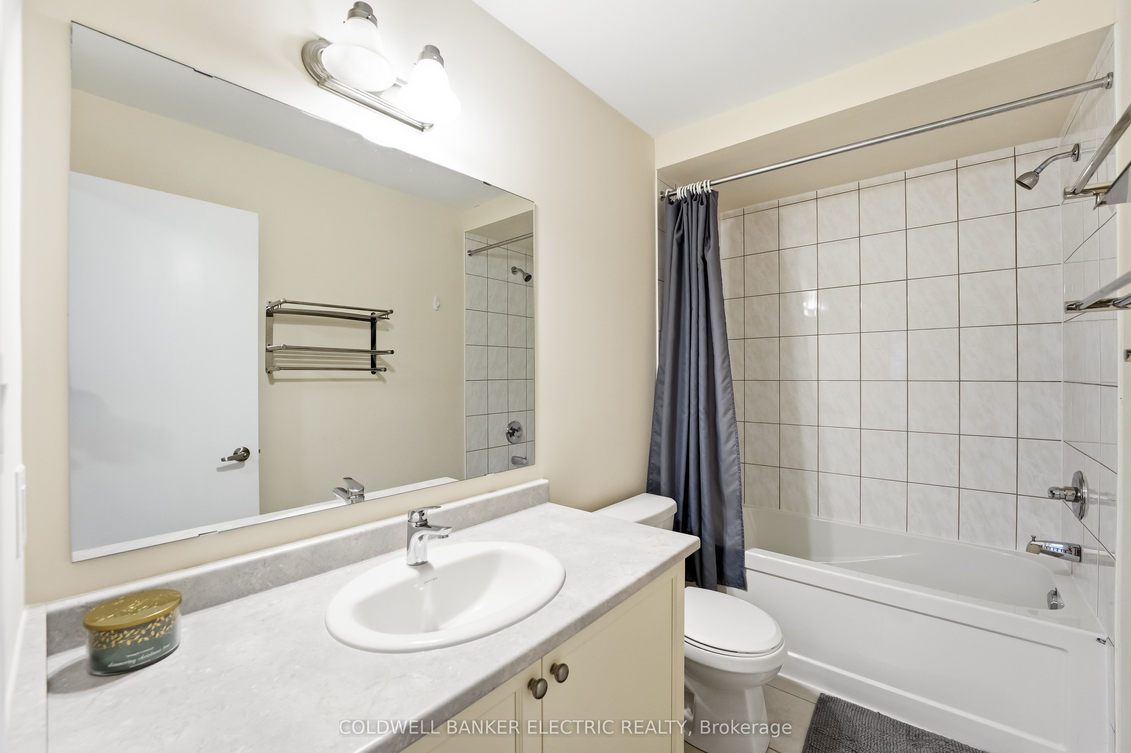 1 Loana Lane Property Photo 30