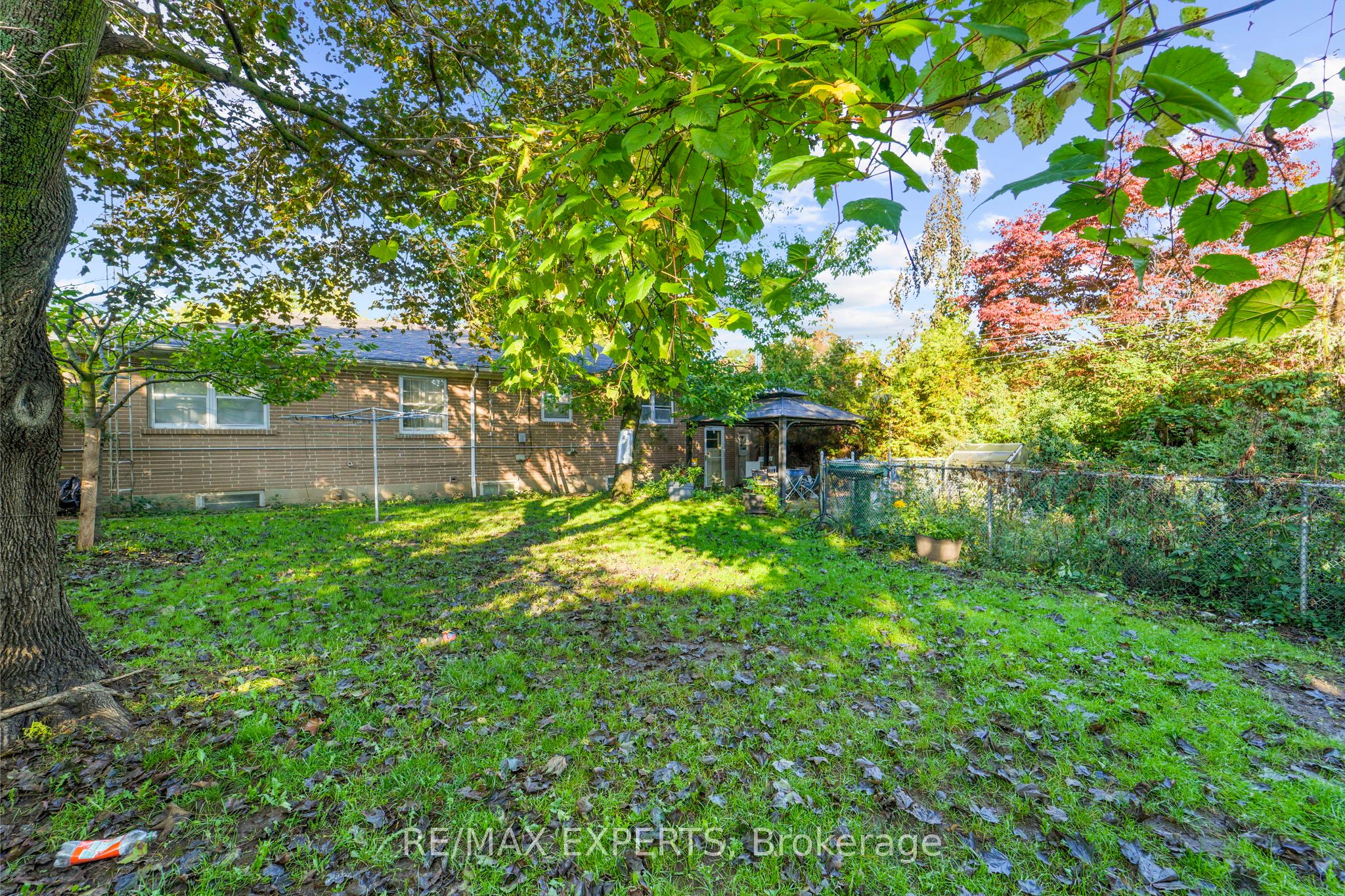 19 Duncombe Boulevard Property Photo 9
