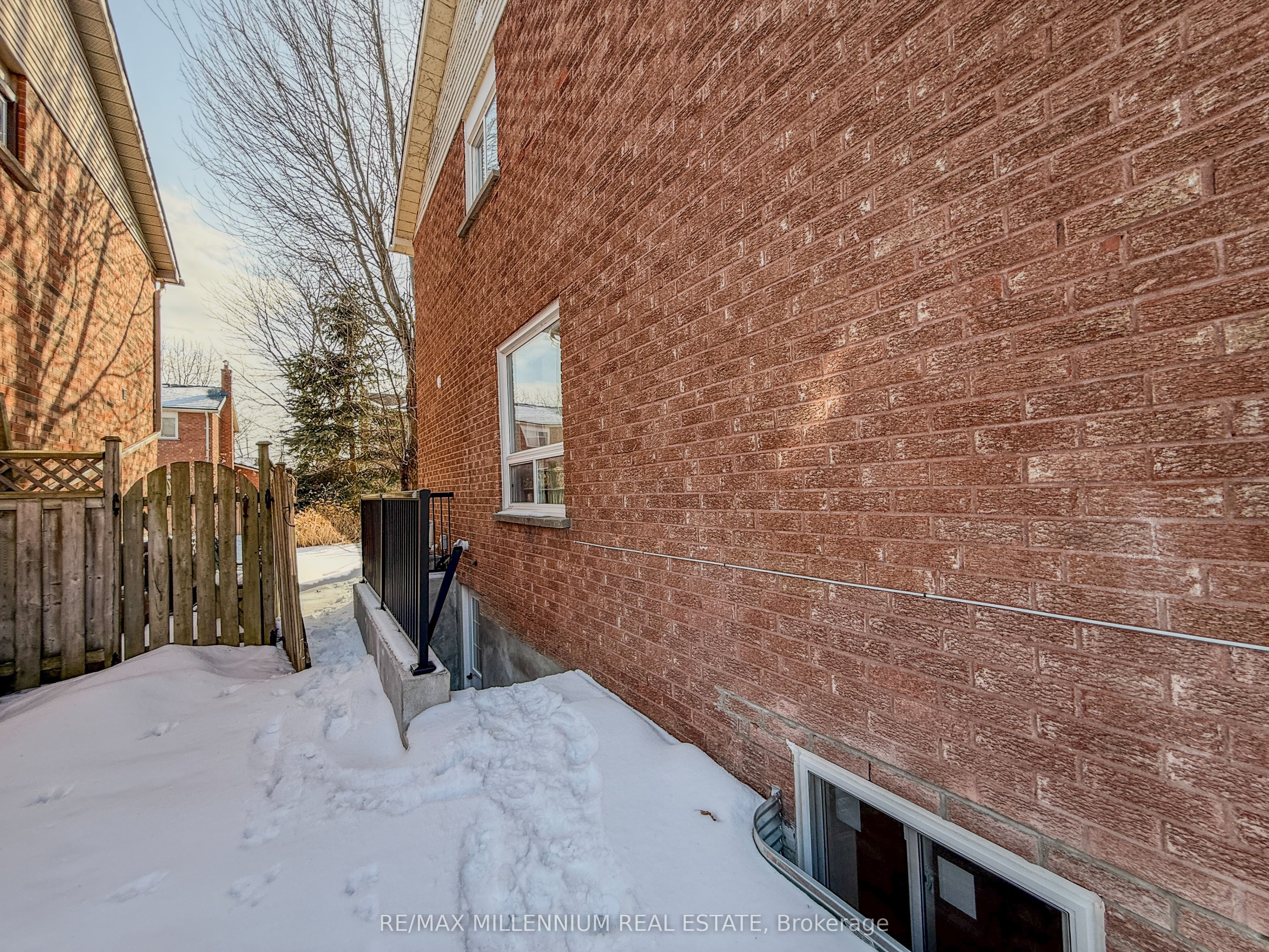 14 Sallis Drive Property Photo 3