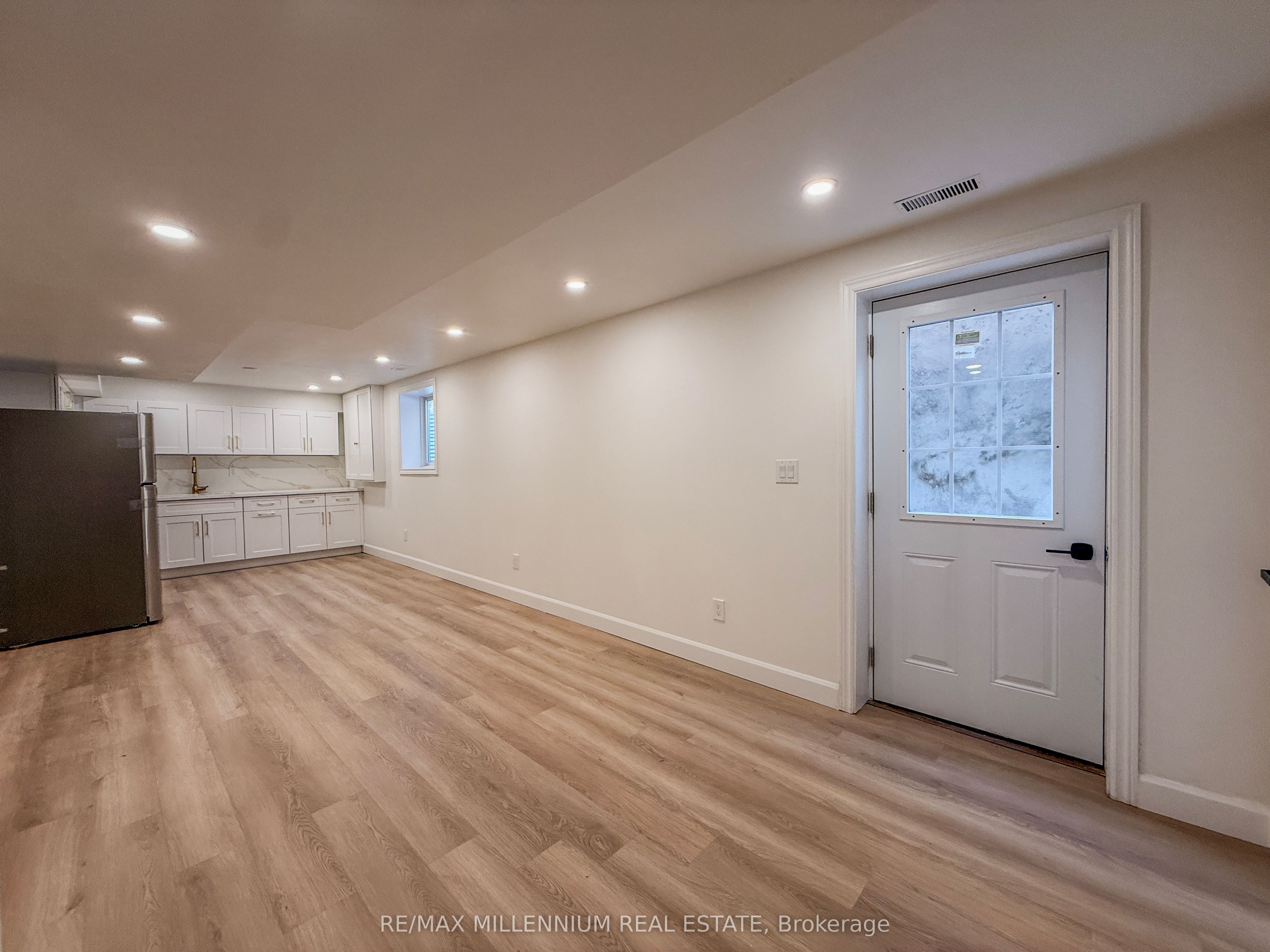 14 Sallis Drive Property Photo 8