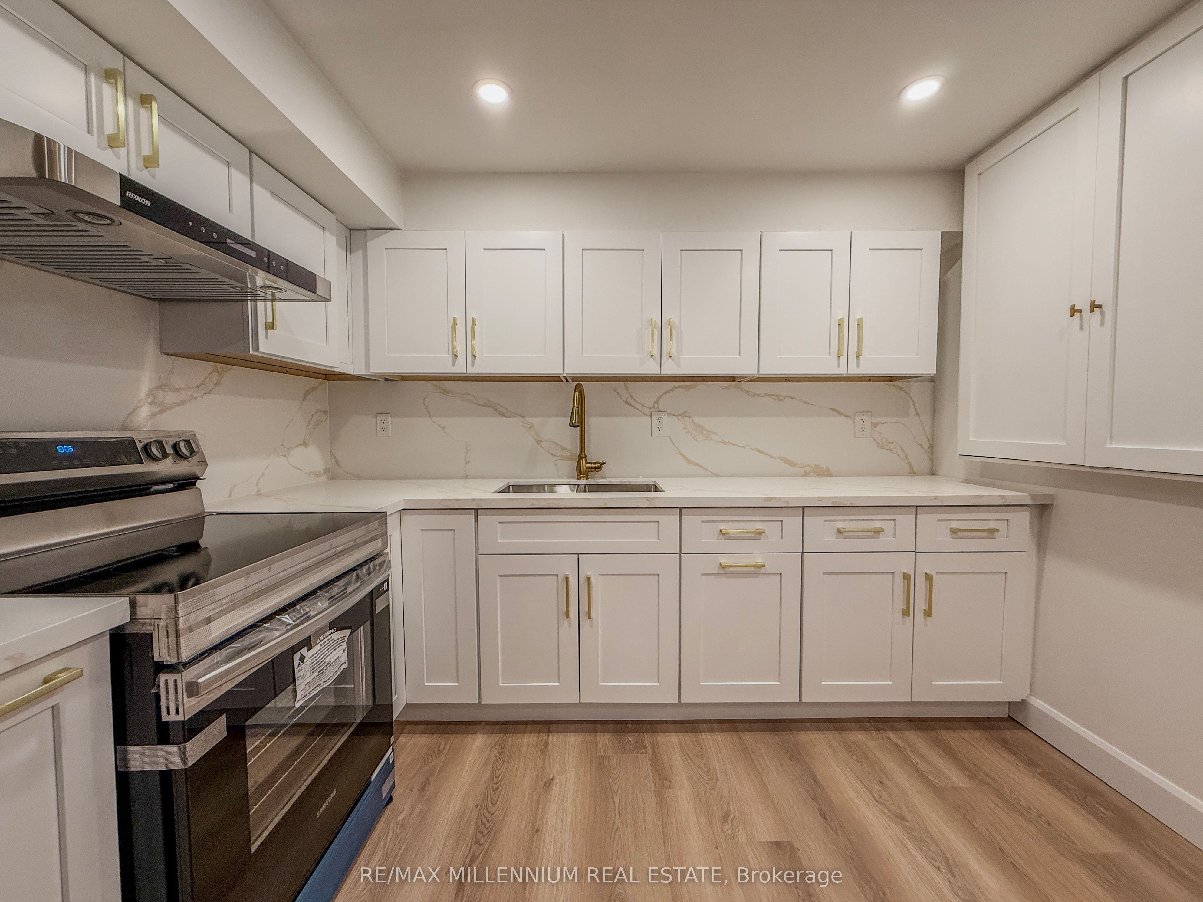 14 Sallis Drive Property Photo 11