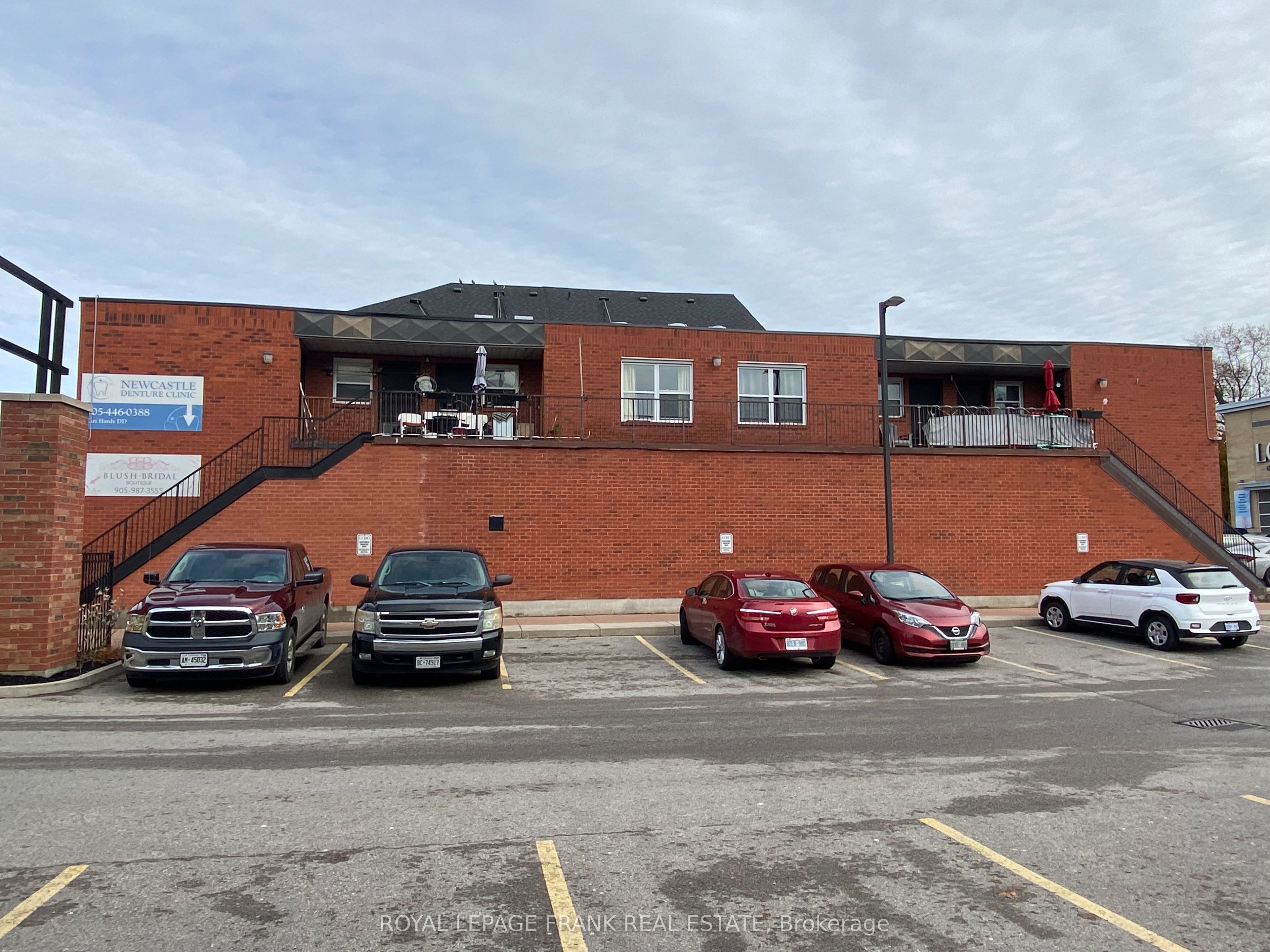 71-85 King Avenue E Property Photo 5