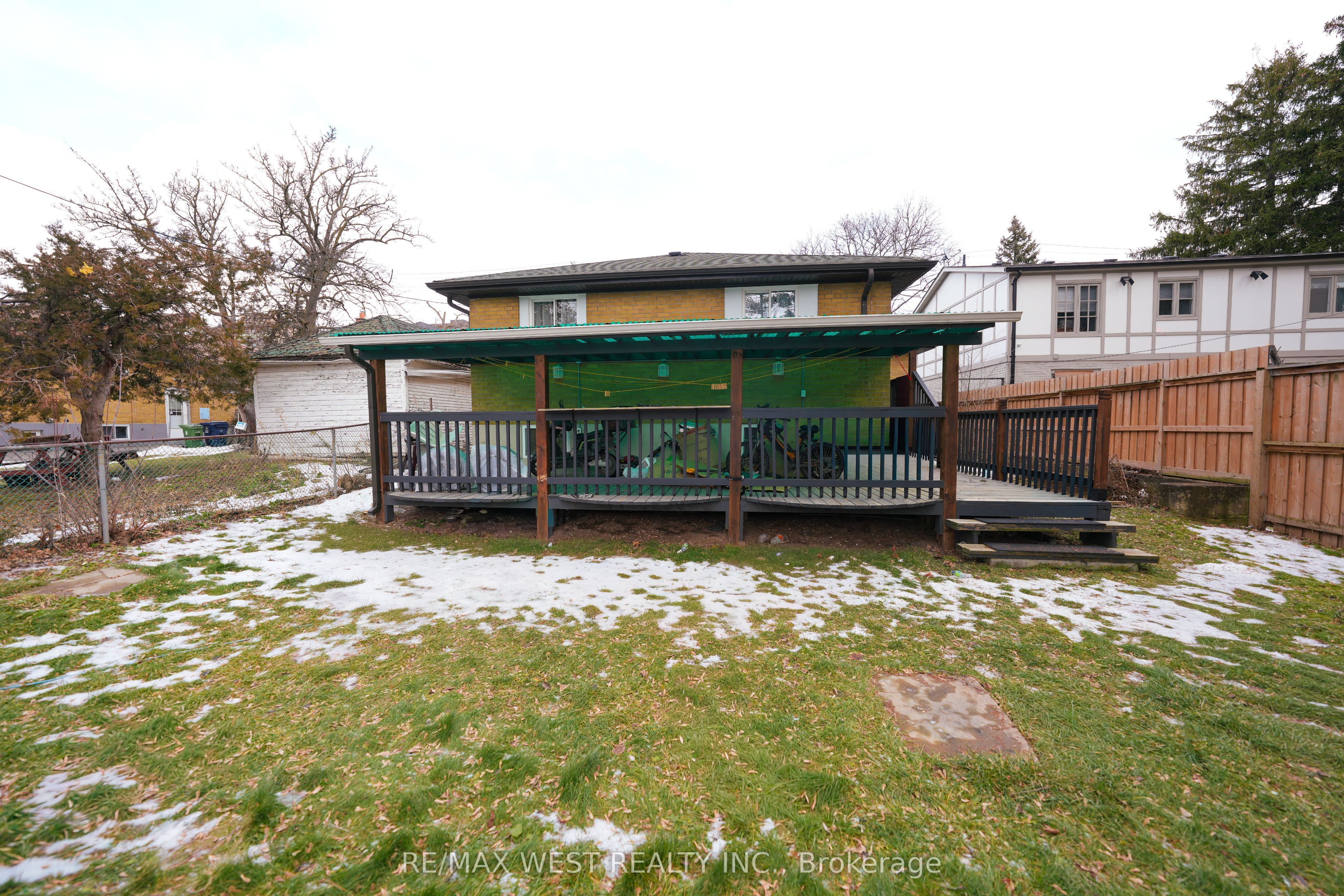 812 Kennedy Road Property Photo 27