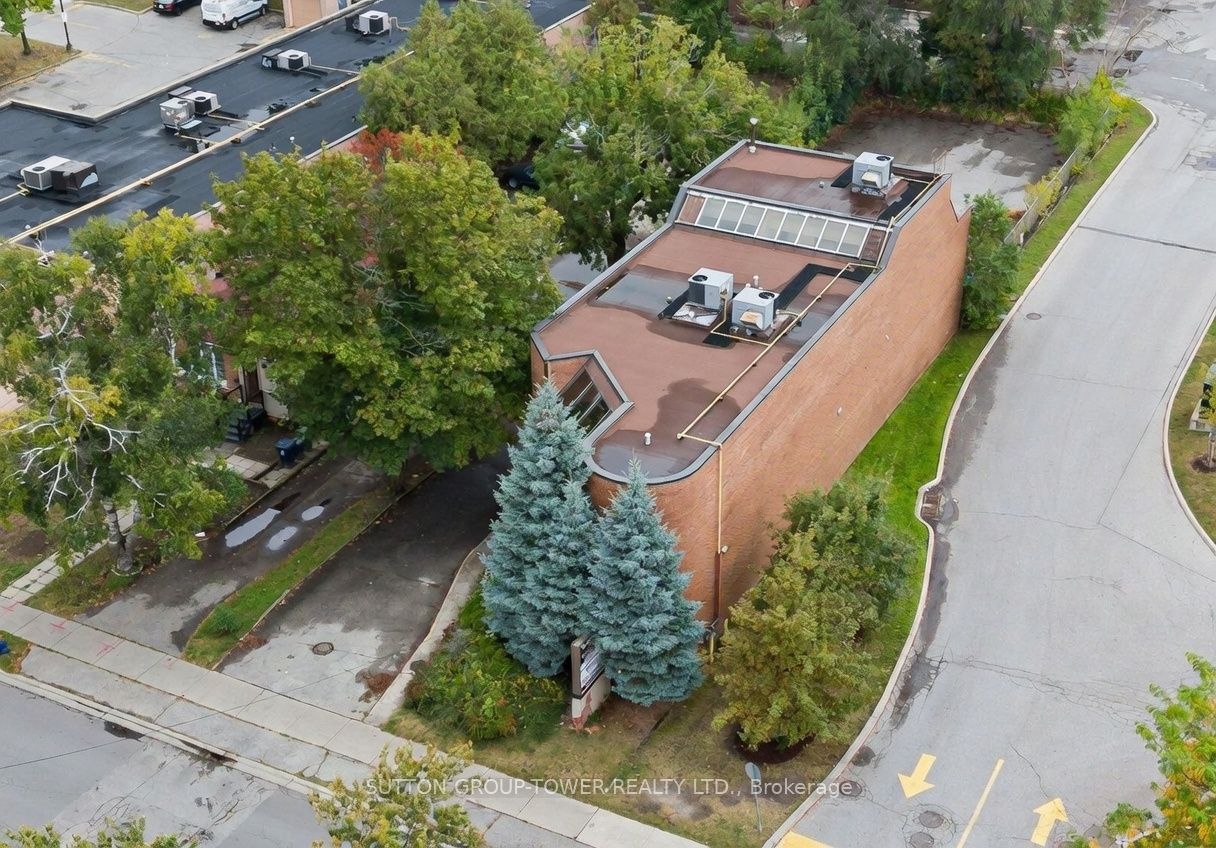 6 Collinsgrove Road Property Photo 3