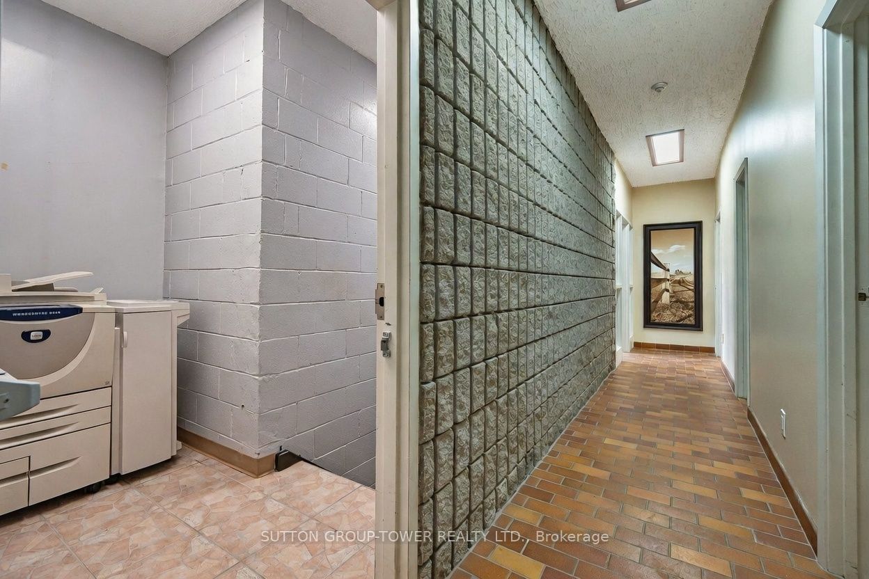 6 Collinsgrove Road Property Photo 5