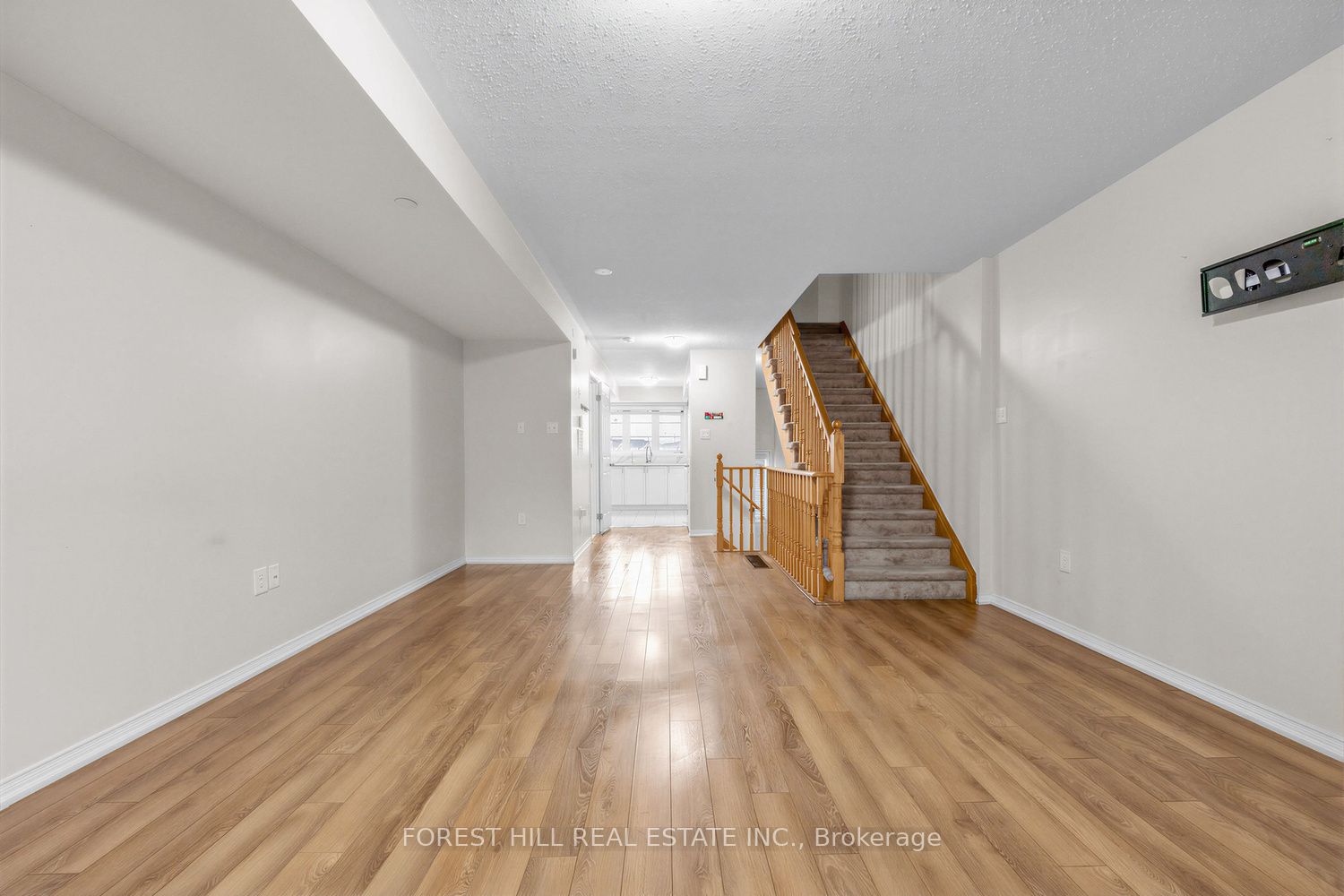 2516 Rosedrop Path Property Photo 3