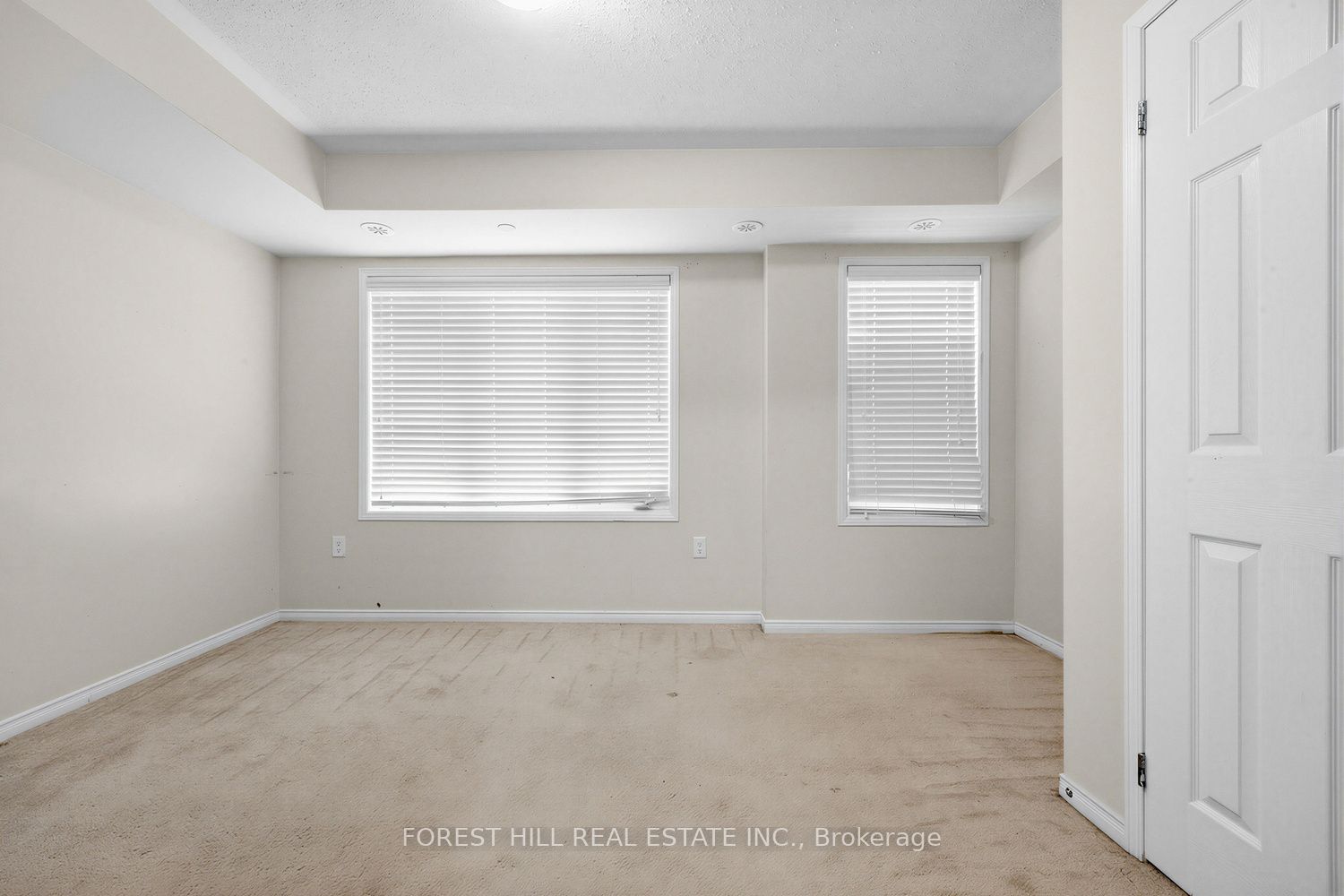 2516 Rosedrop Path Property Photo 9