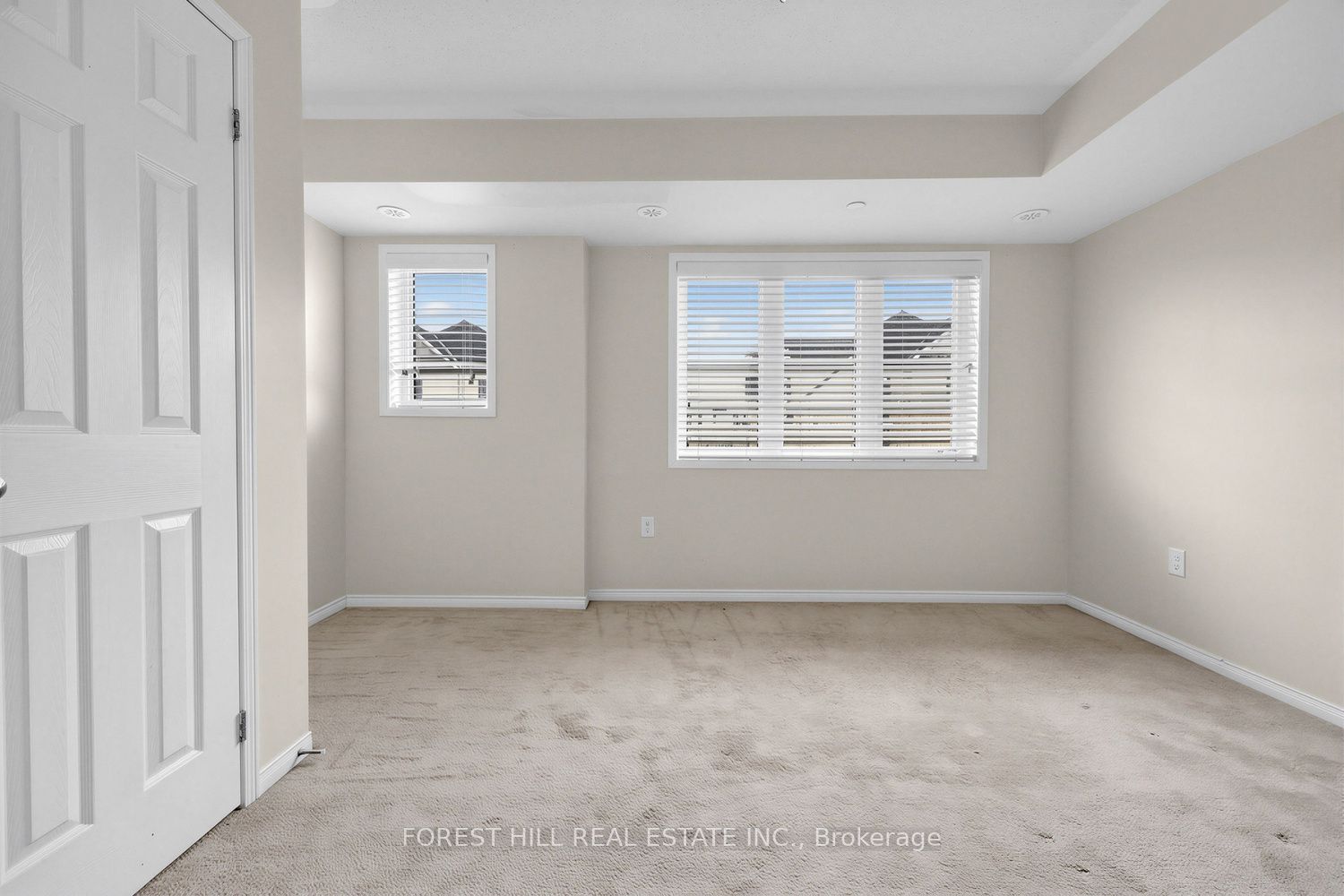 2516 Rosedrop Path Property Photo 12