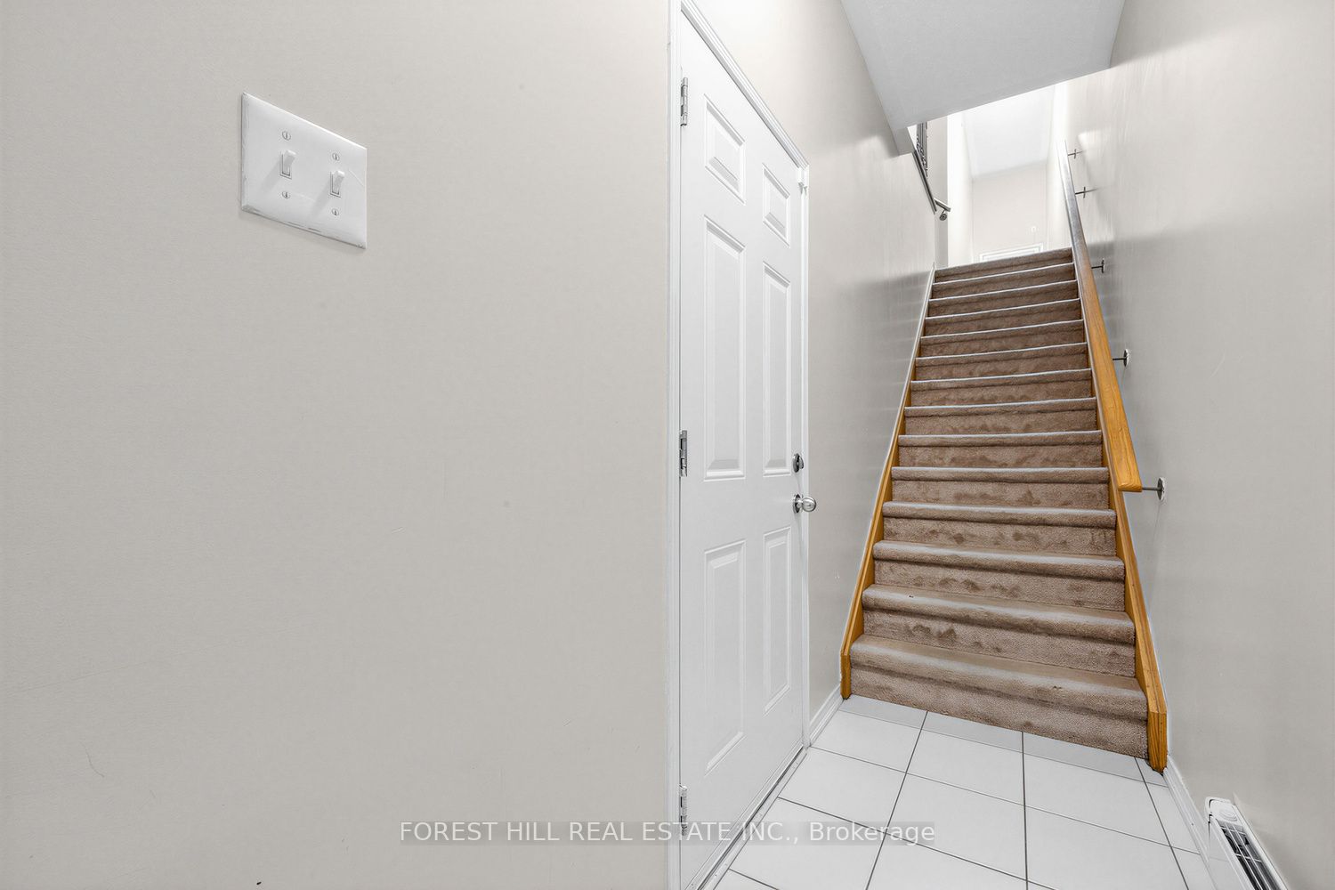 2516 Rosedrop Path Property Photo 24