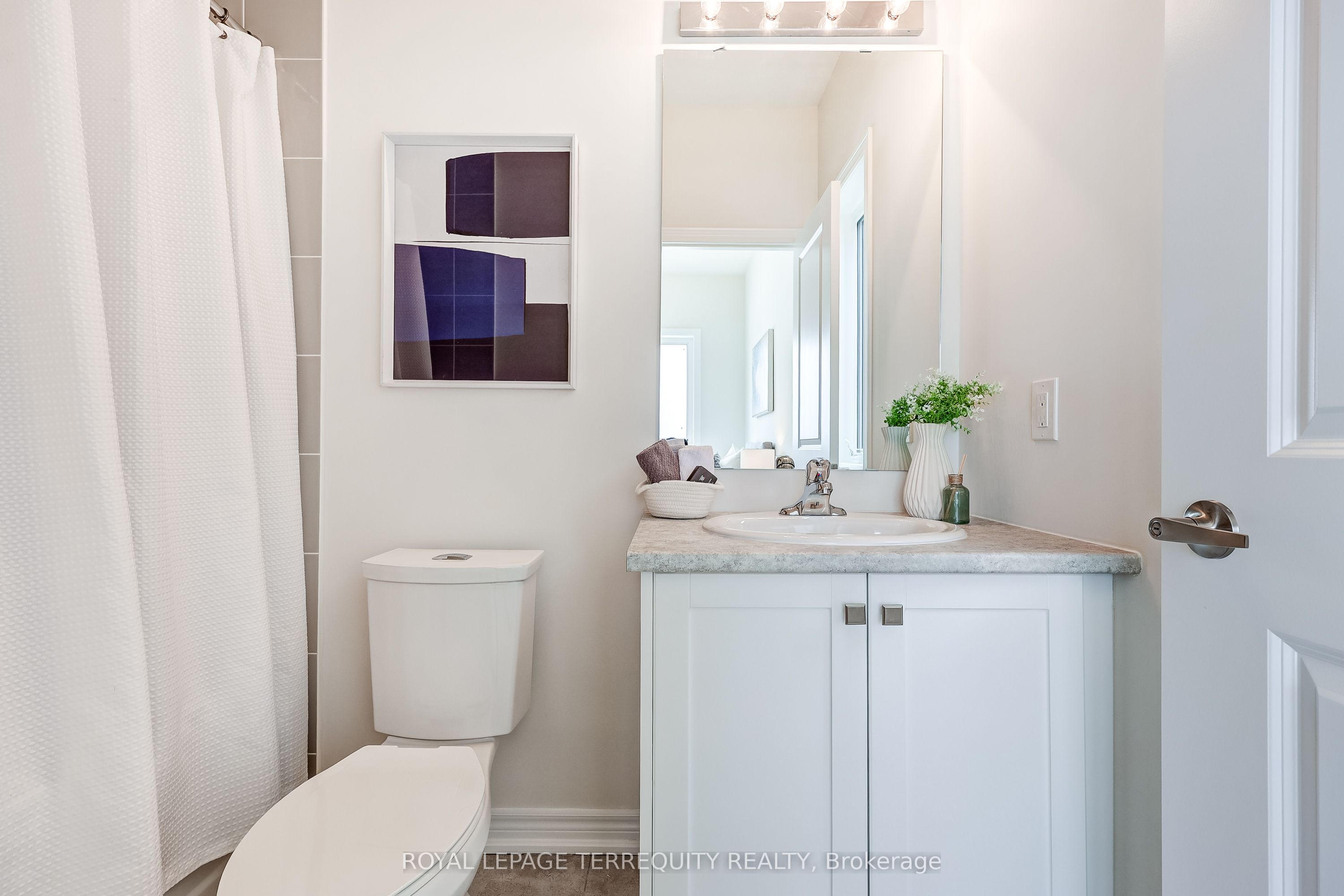 1226 Talisman Manor Property Photo 44
