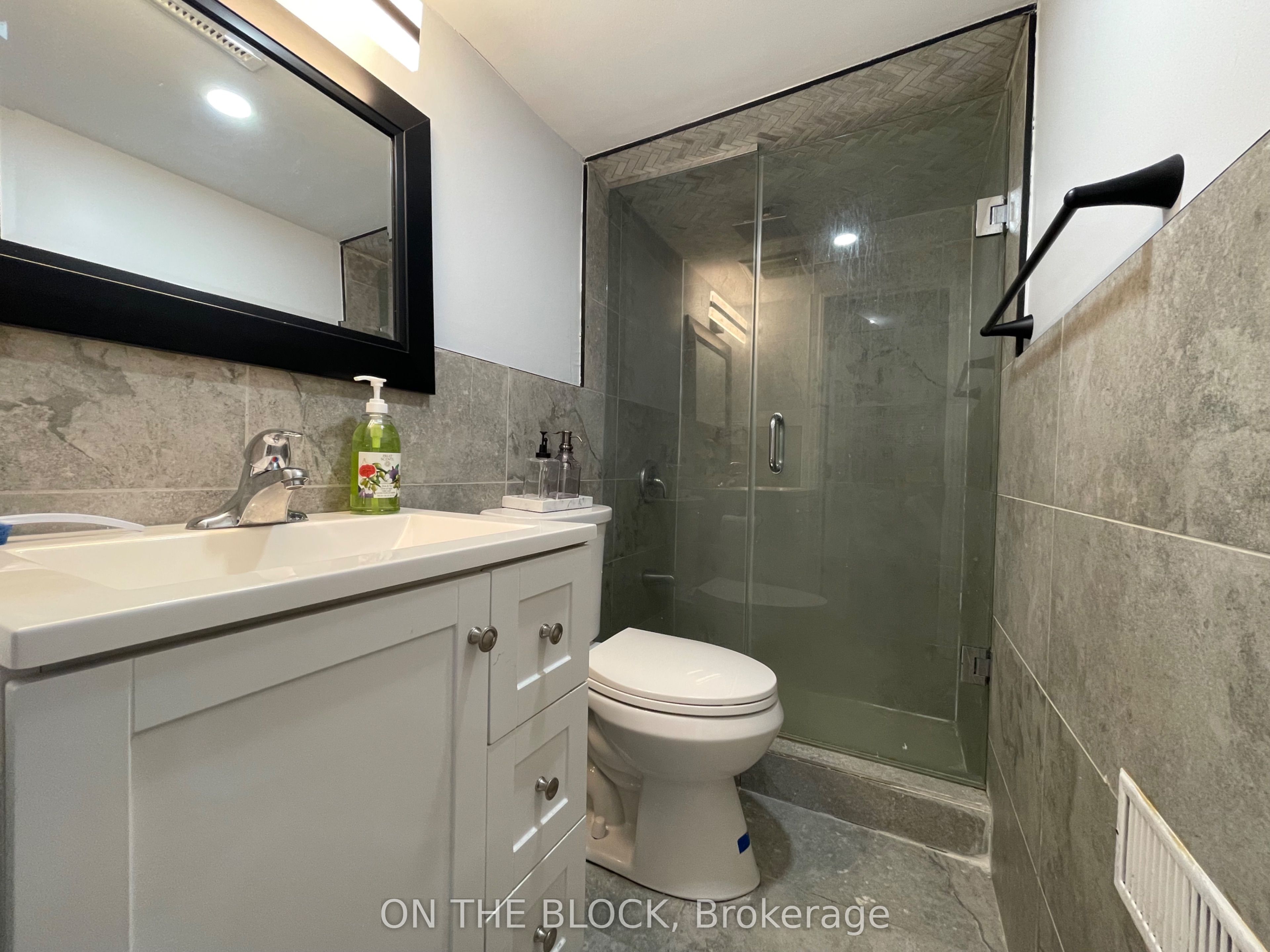 78 Tedford Drive Property Photo 6