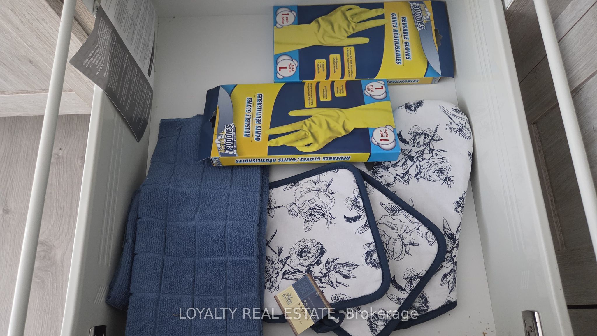19 Ambereen Place Property Photo 44