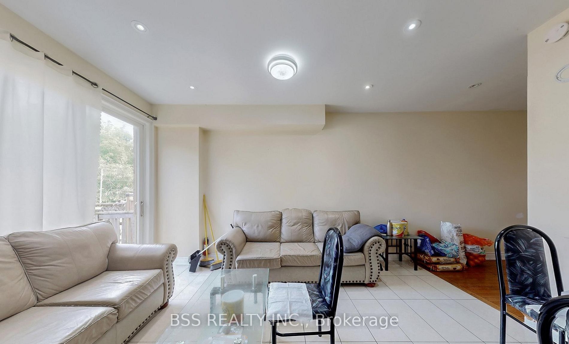 33 Wanstead Avenue Property Photo 5