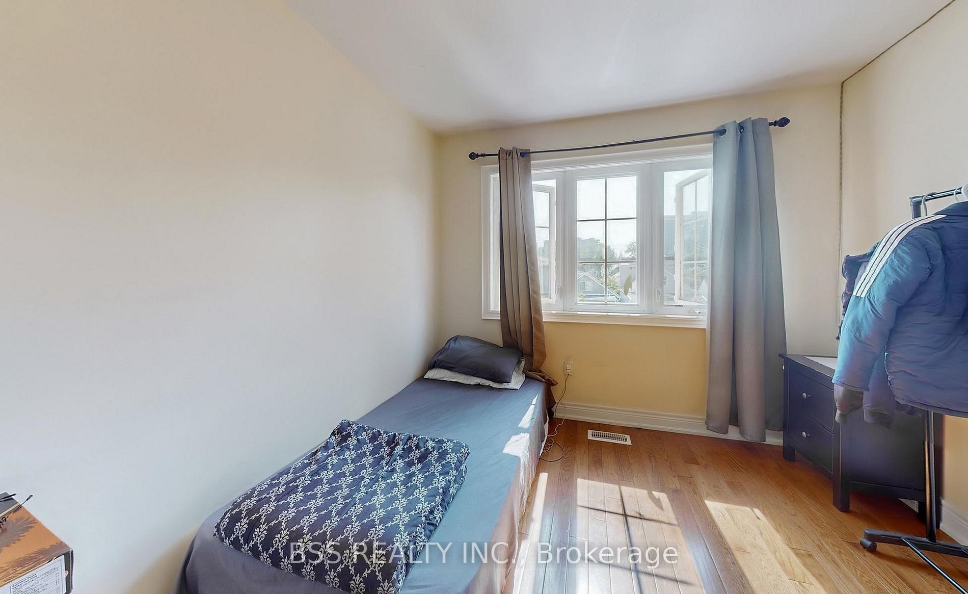 33 Wanstead Avenue Property Photo 12
