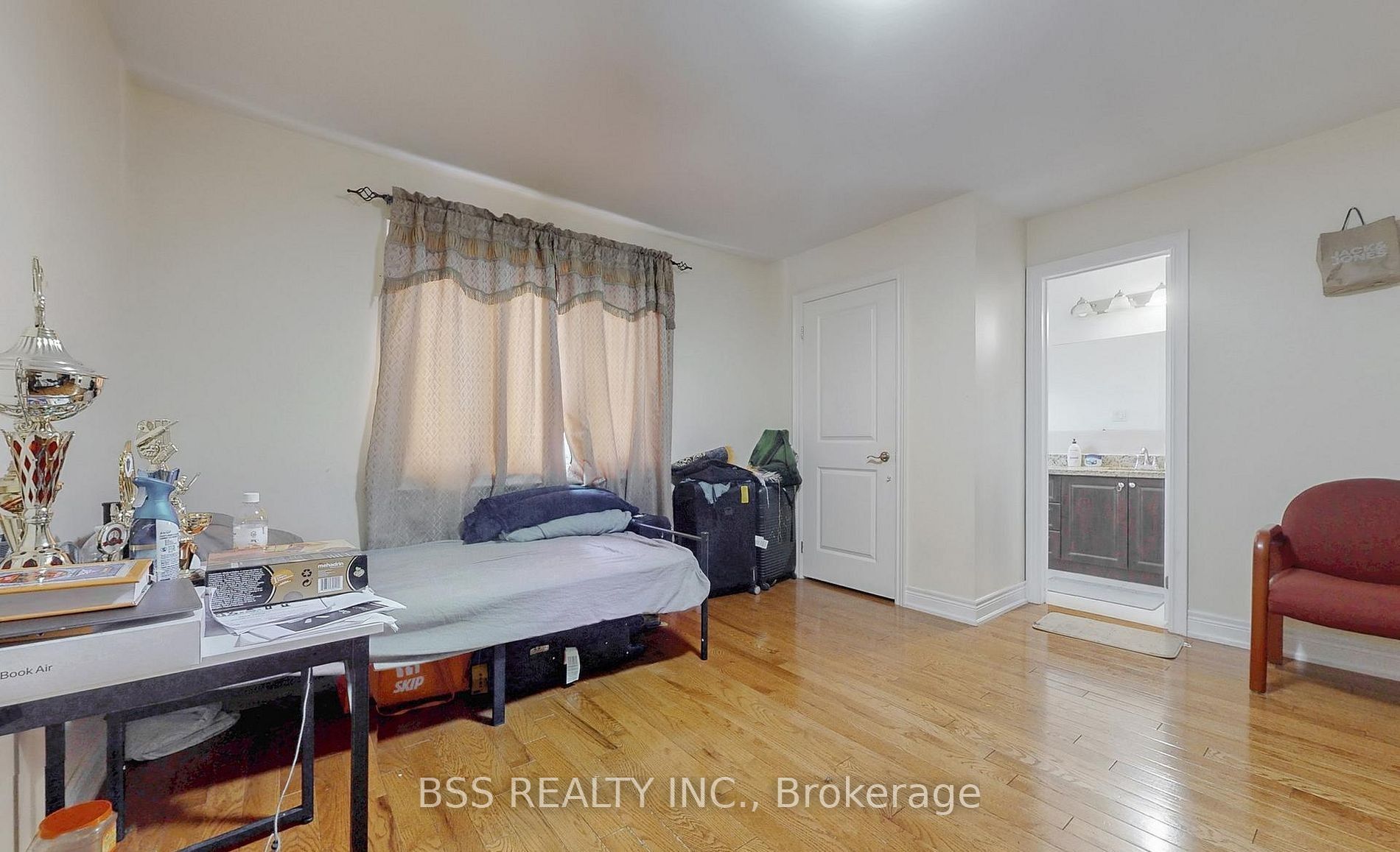 33 Wanstead Avenue Property Photo 19