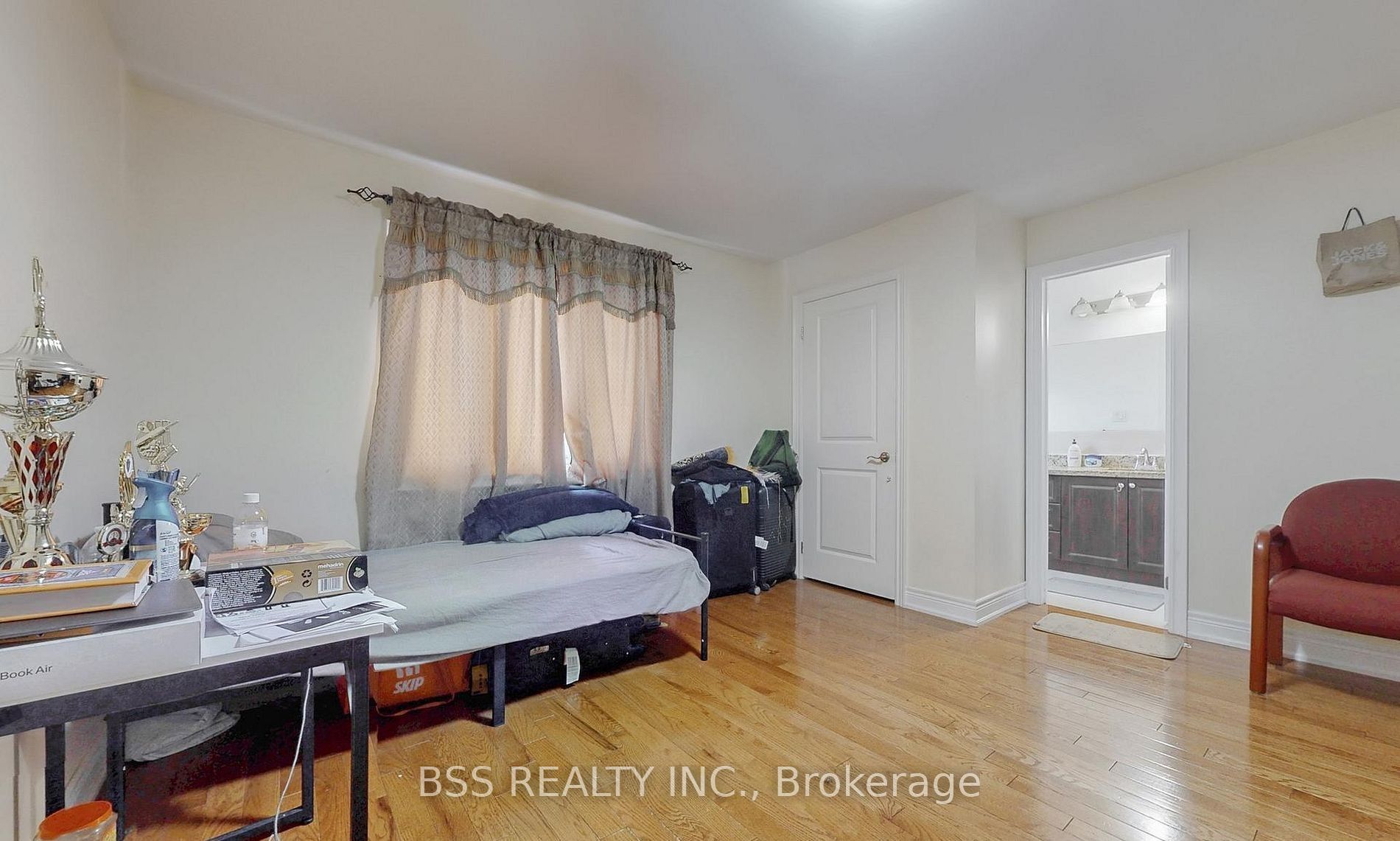 33 Wanstead Avenue Property Photo 20