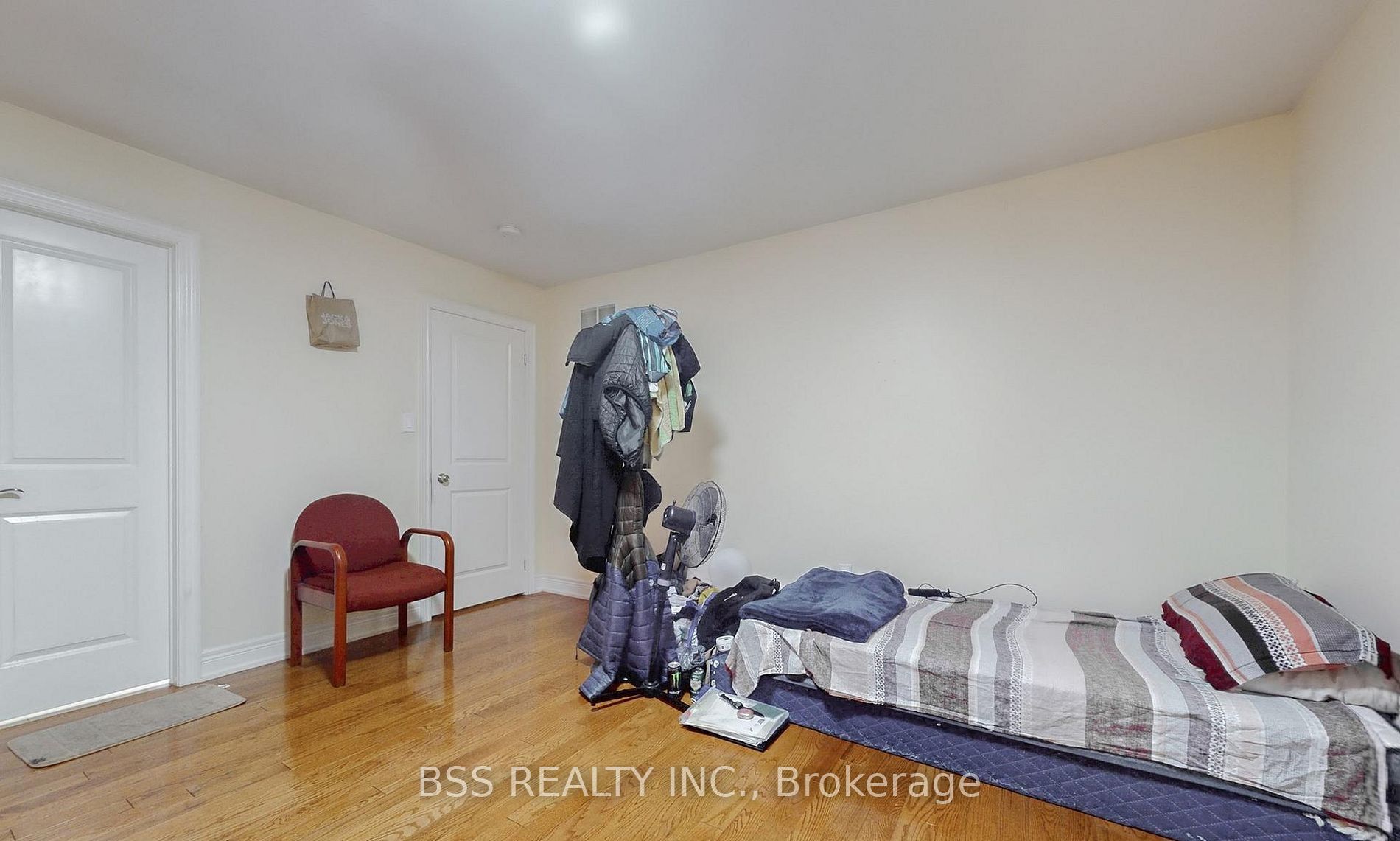 33 Wanstead Avenue Property Photo 22