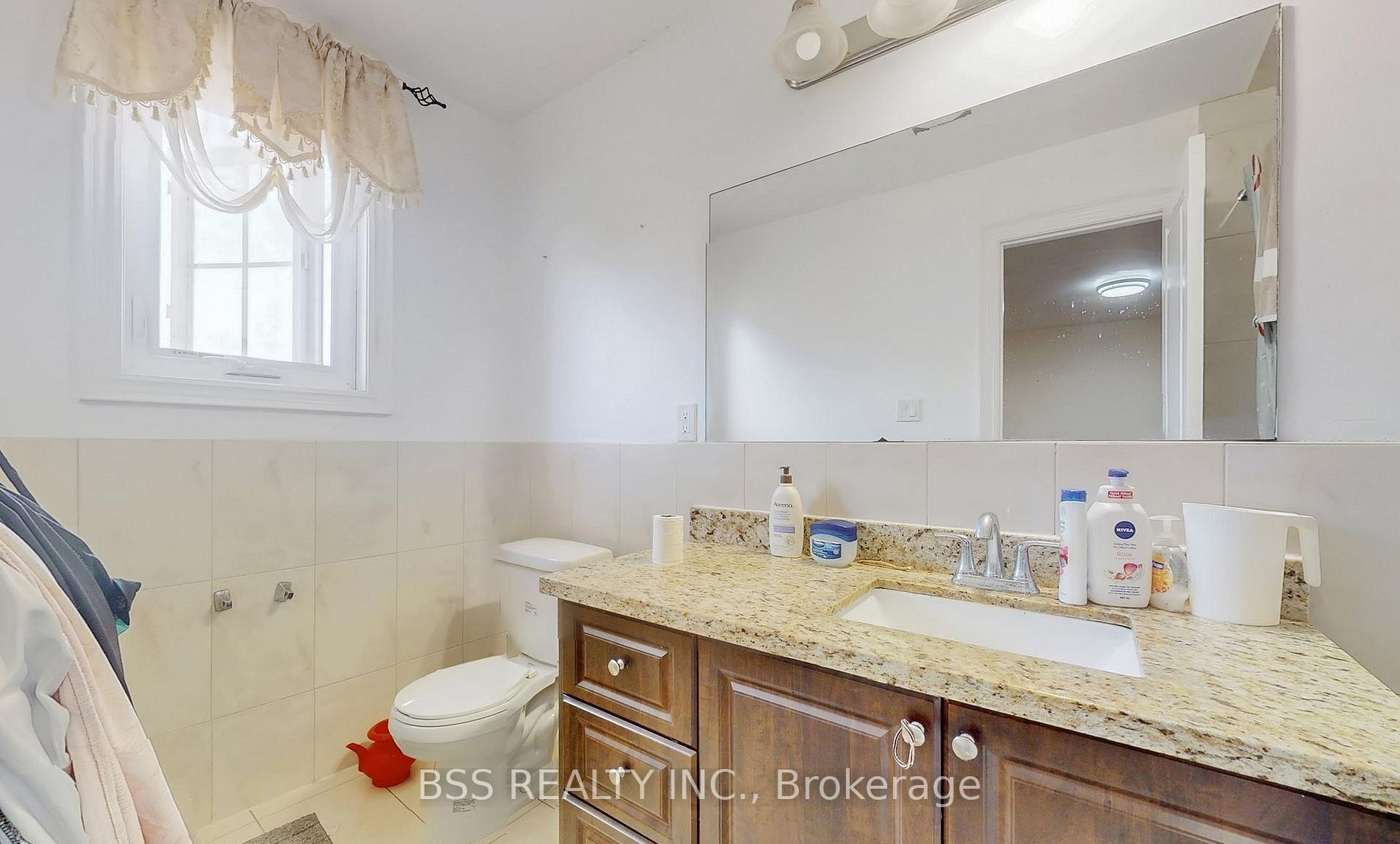 33 Wanstead Avenue Property Photo 23