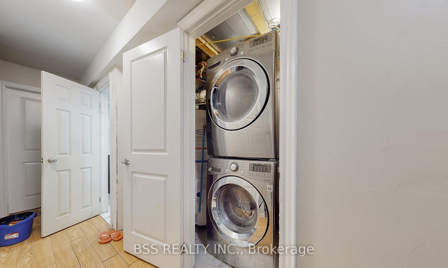 33 Wanstead Avenue Property Photo 40