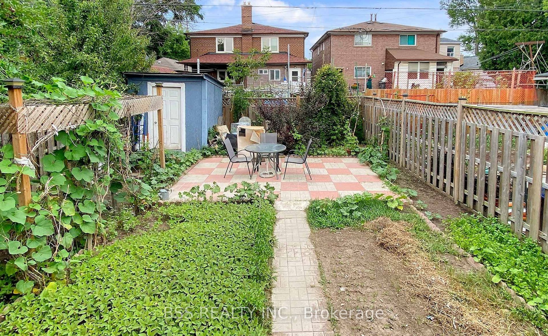 33 Wanstead Avenue Property Photo 45