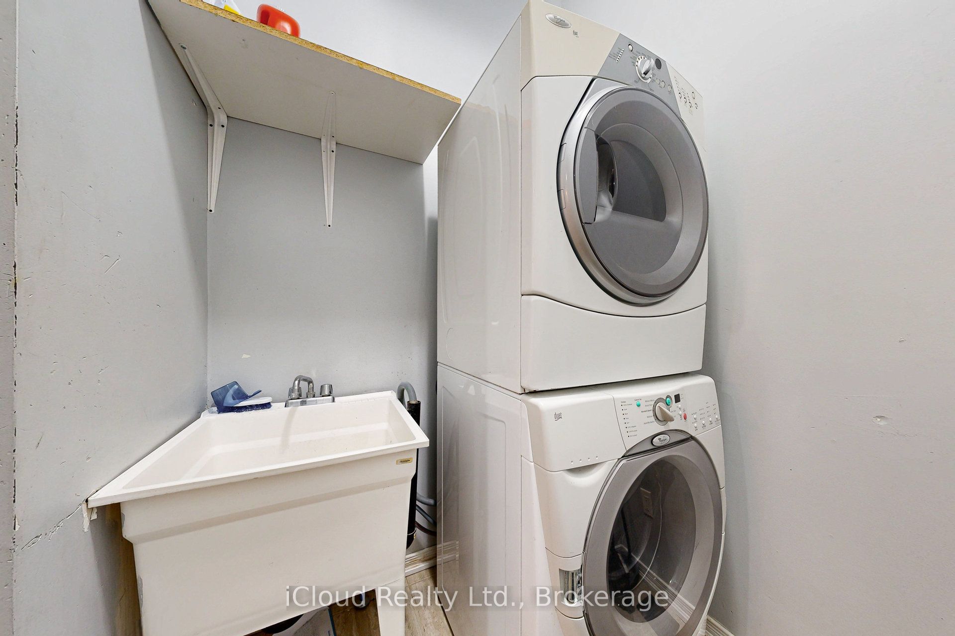 6 Mt Pleasant Avenue Property Photo 22