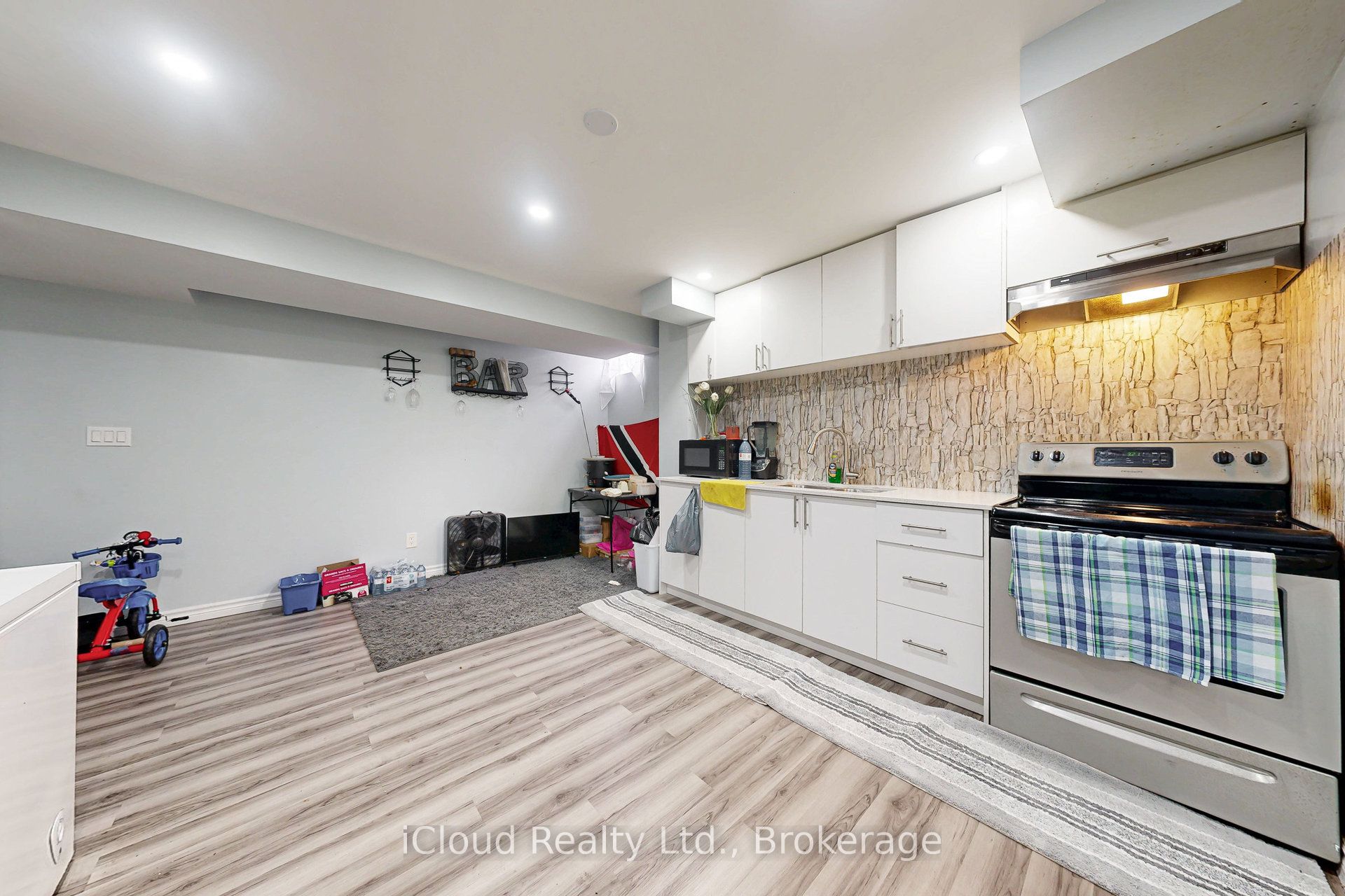 6 Mt Pleasant Avenue Property Photo 47