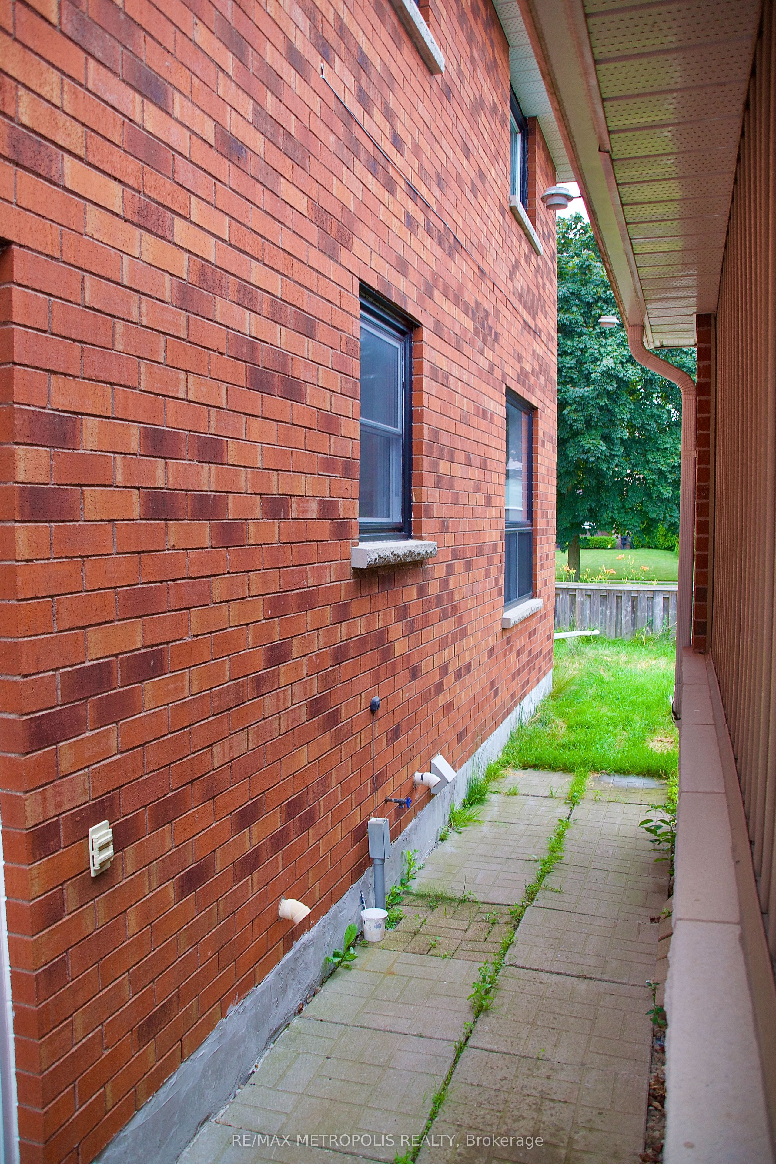 1405 Manitou Drive Property Photo 38