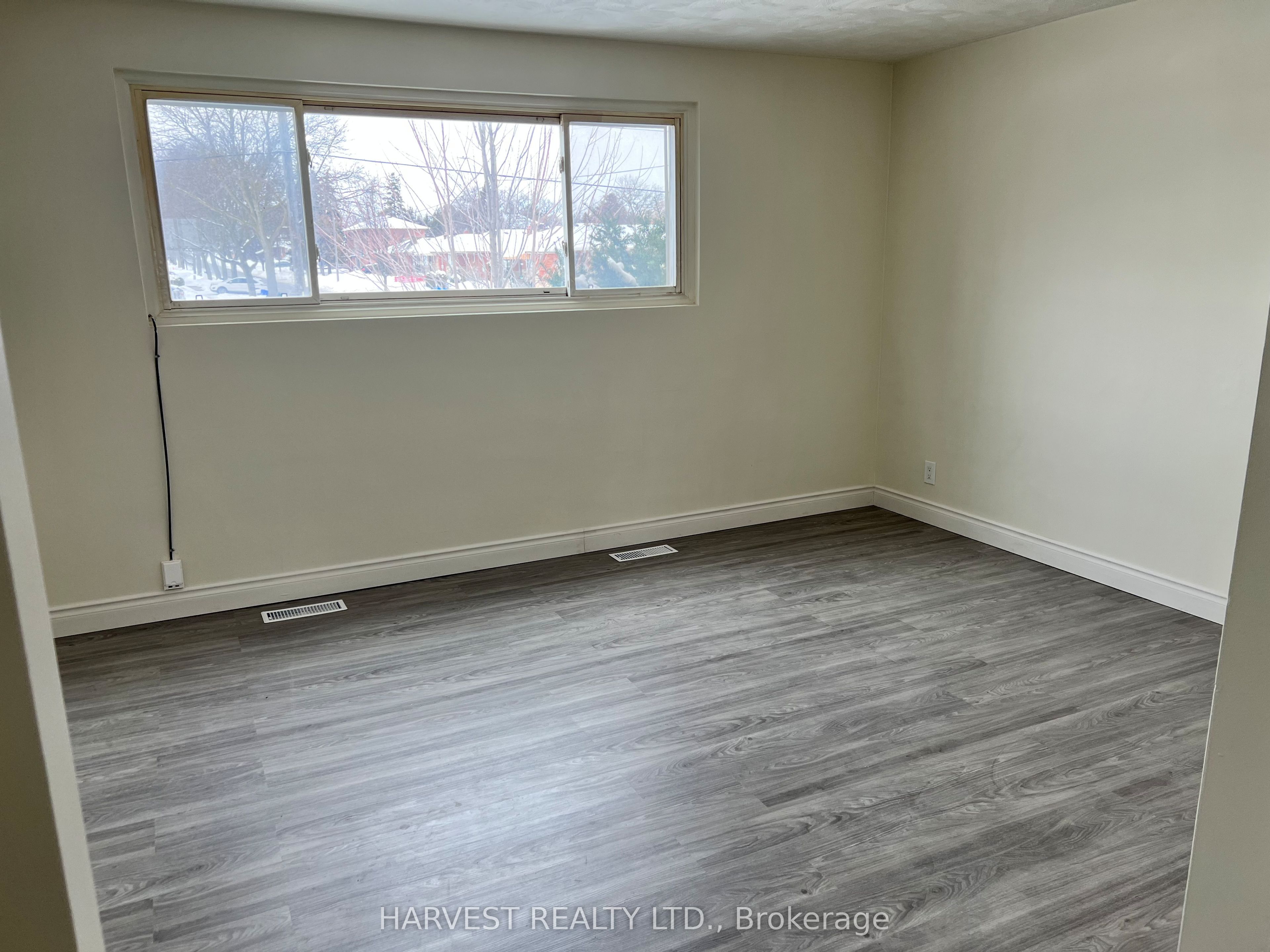 337 Frontenac Avenue Property Photo 10