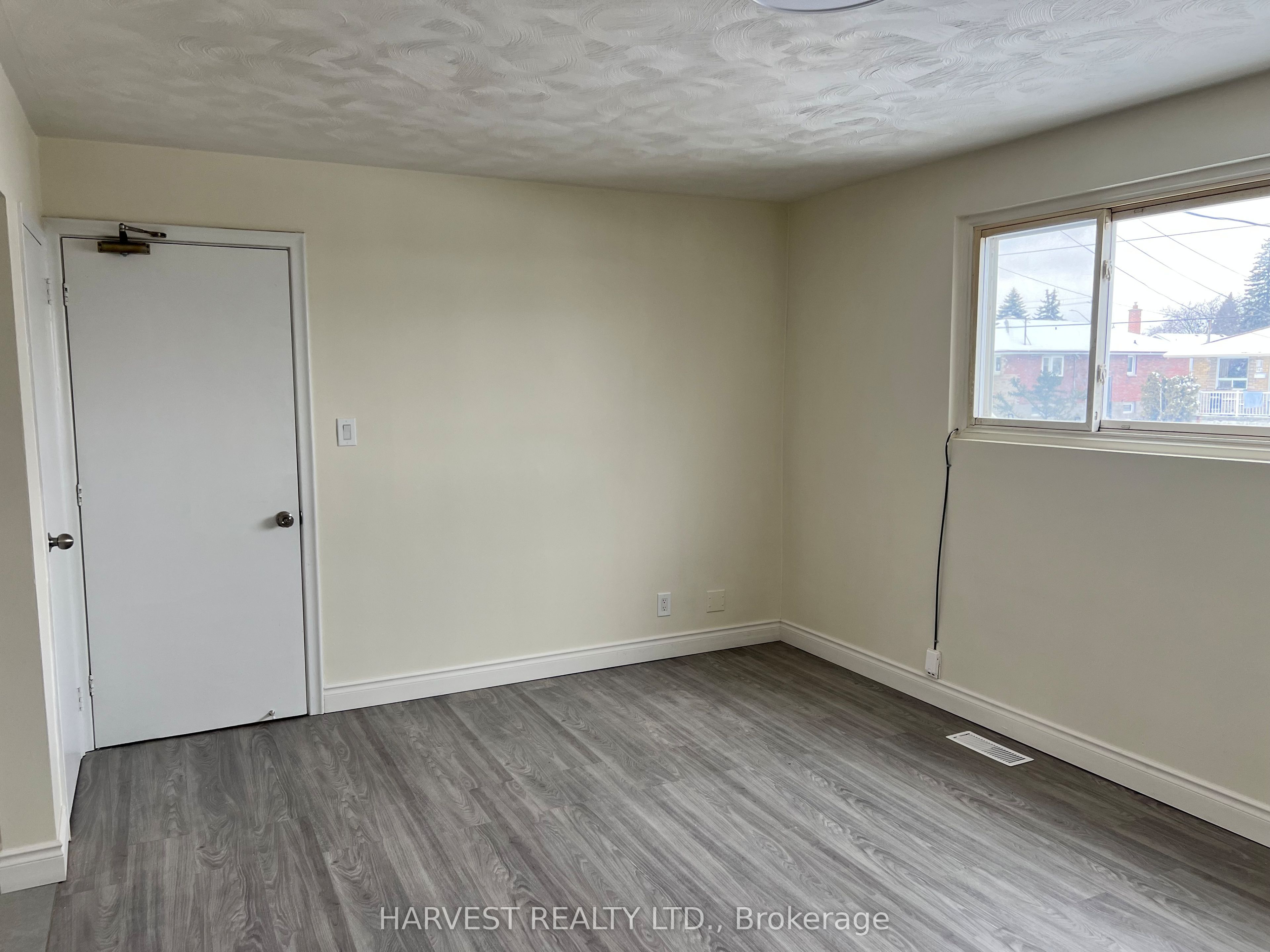 337 Frontenac Avenue Property Photo 11
