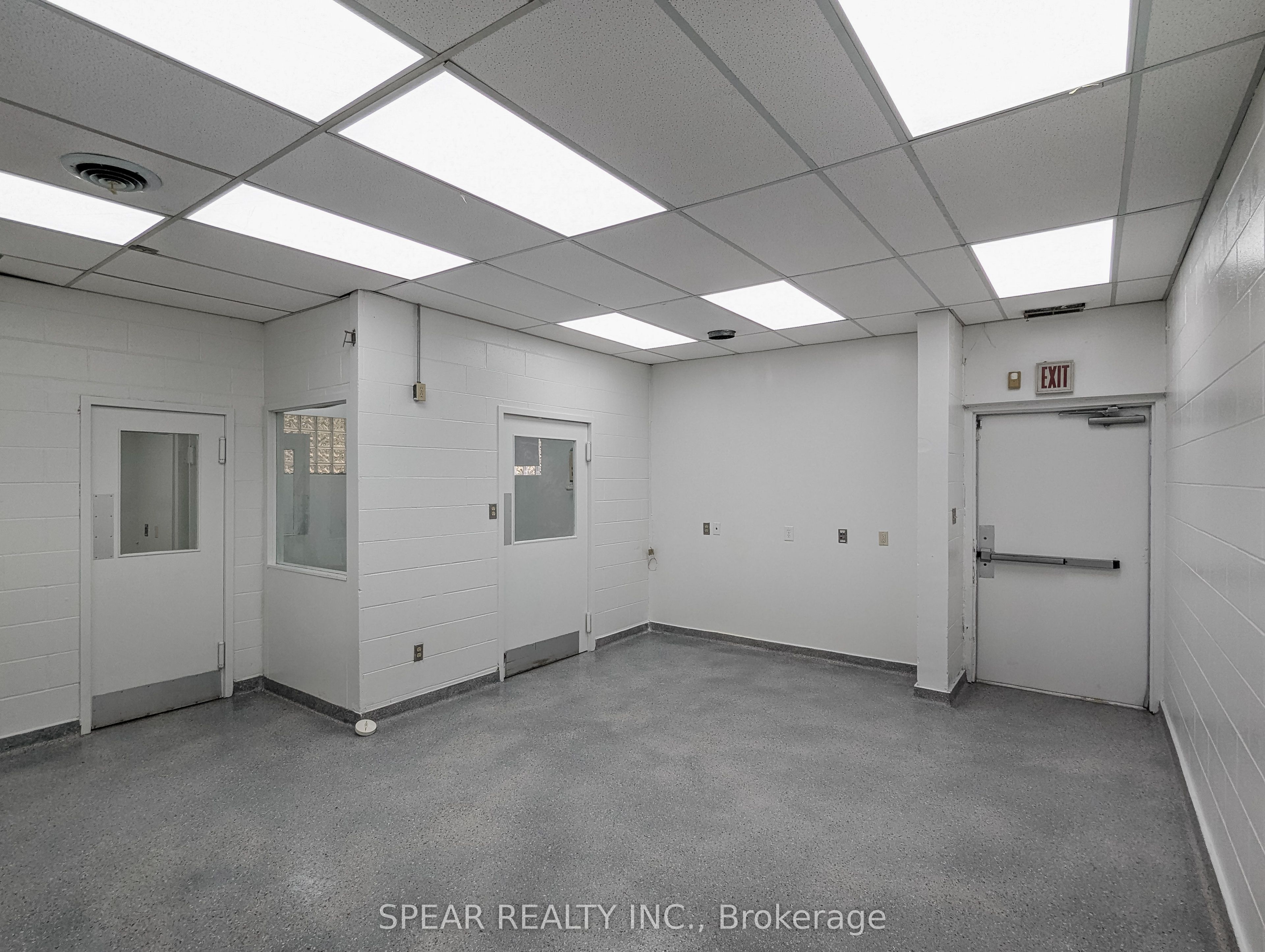 421 Dundas Street E Property Photo 9