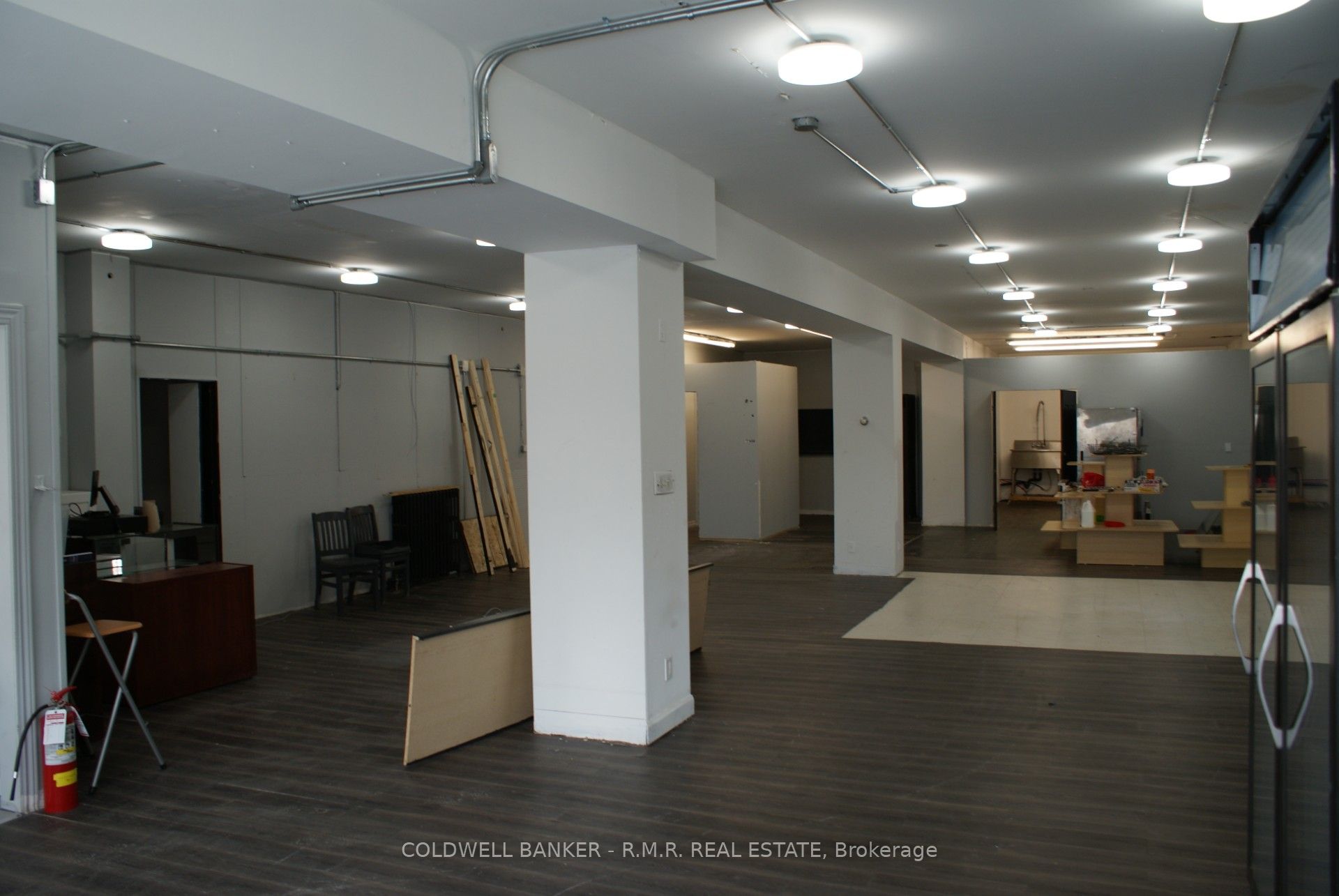50 Bond Street E Property Photo 3
