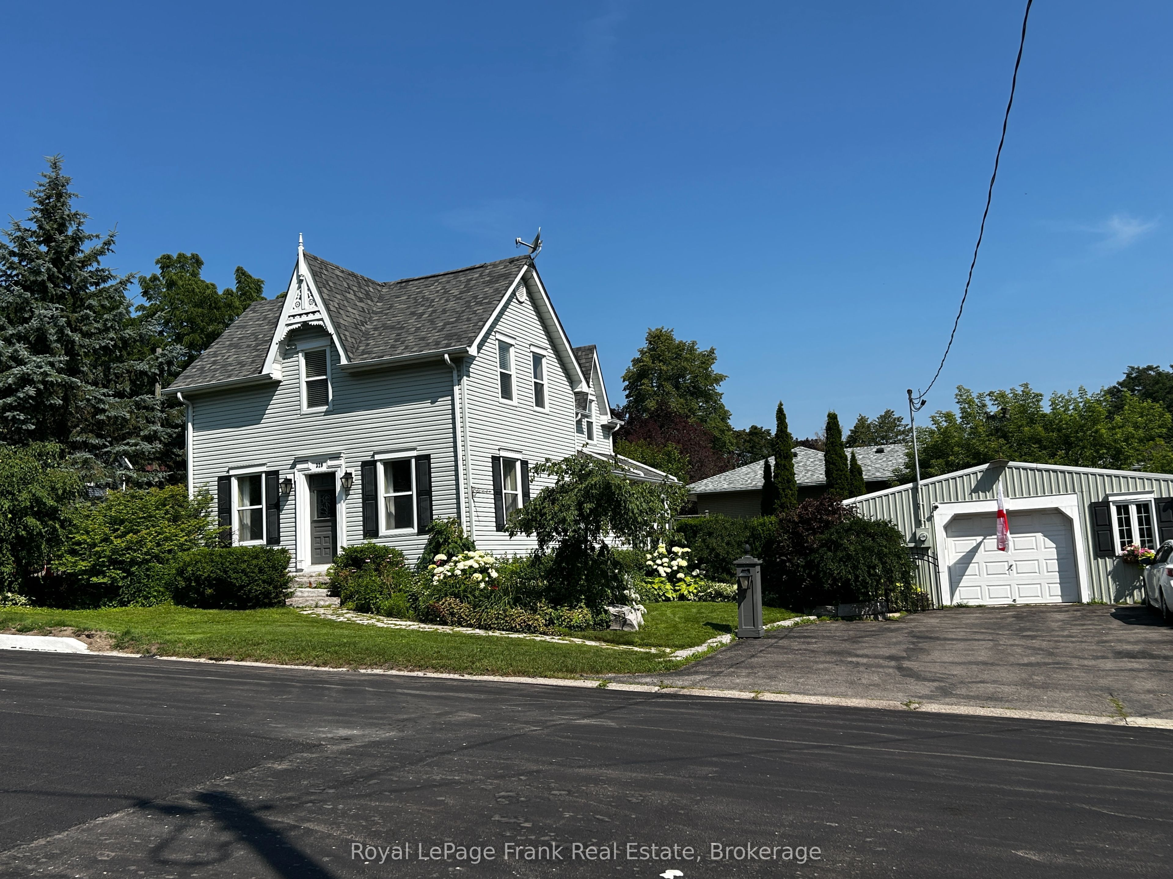 329 Mcdonald Street Property Photo 1