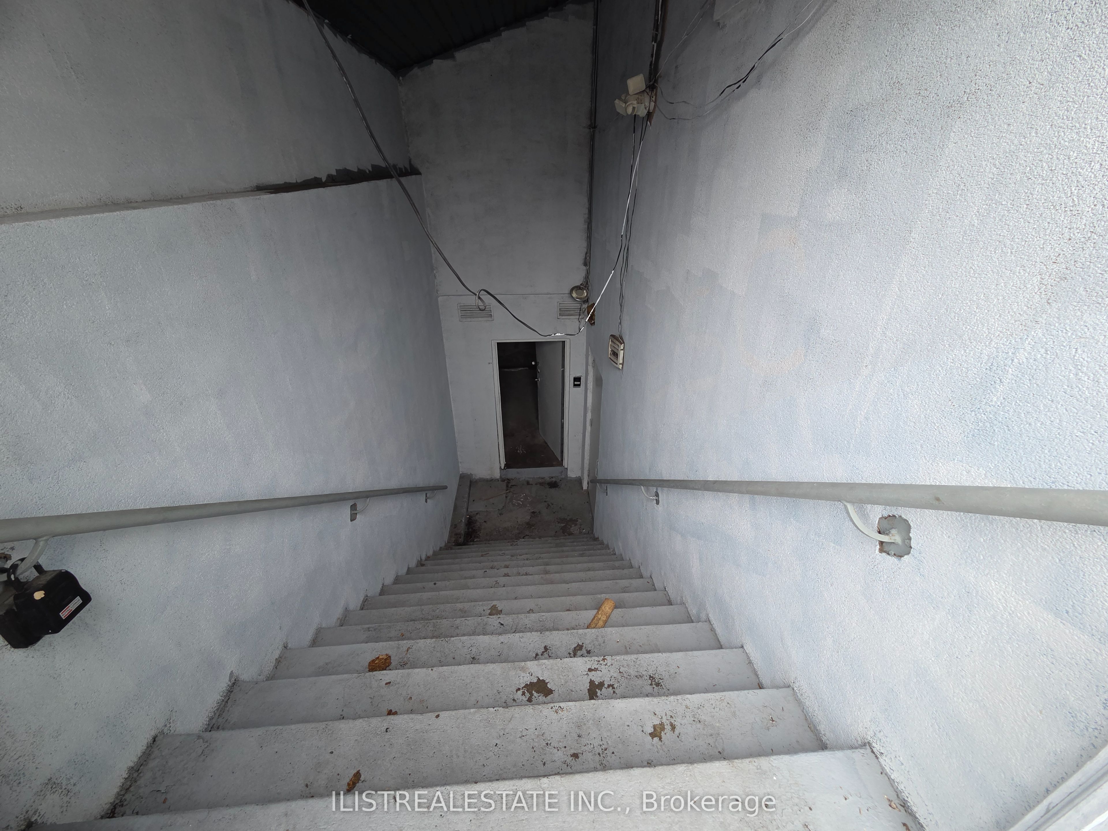 433 Comstock Road Basement Unit 8 Property Photo 16