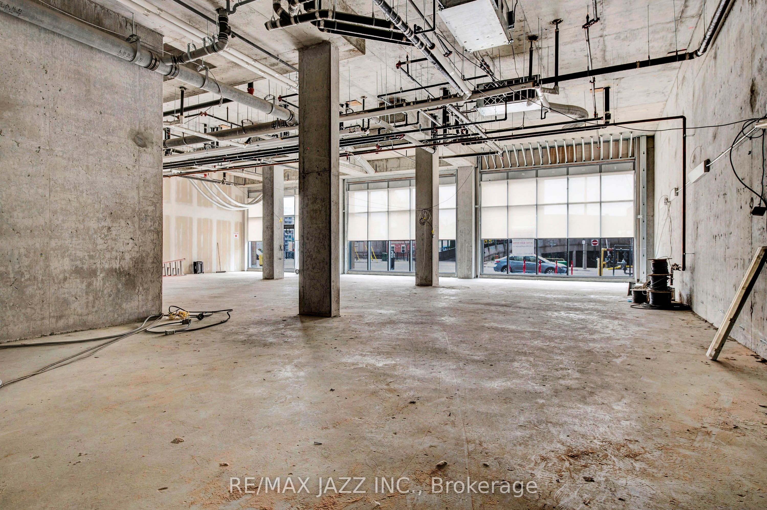 100 Bond Street E 1 Property Photo 10