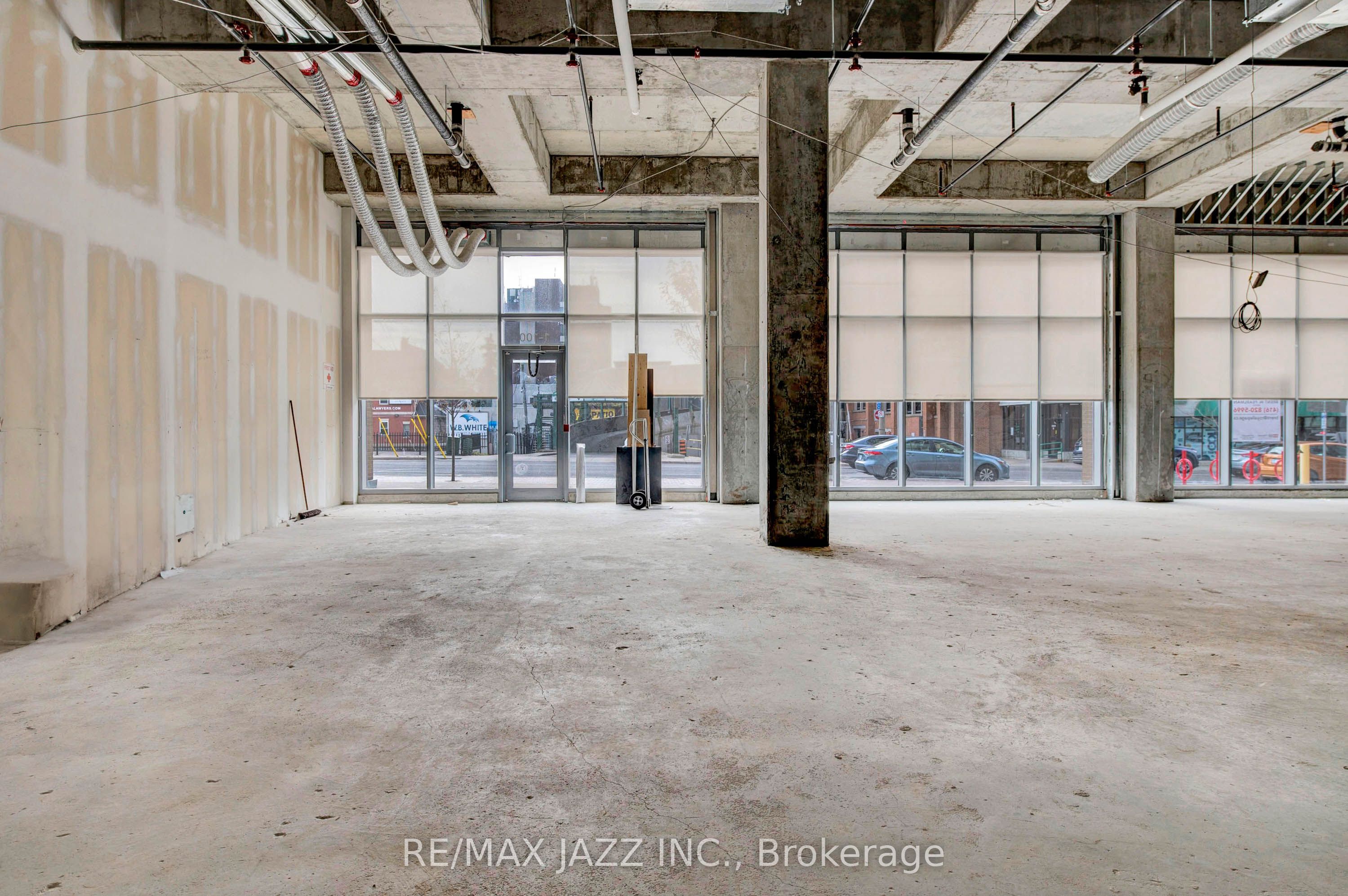 100 Bond Street E 1 Property Photo 11