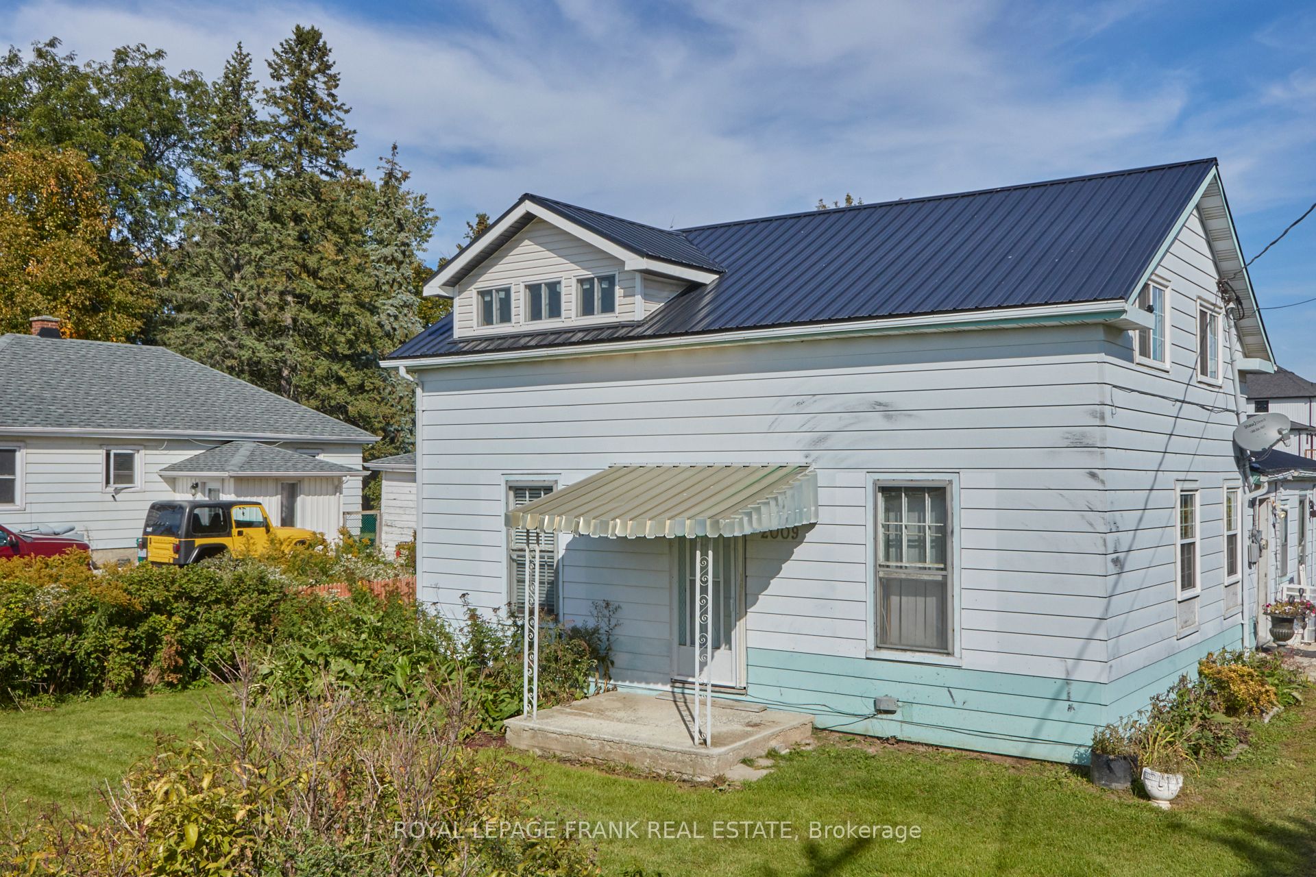 2009 Maple Grove Road Property Photo 5