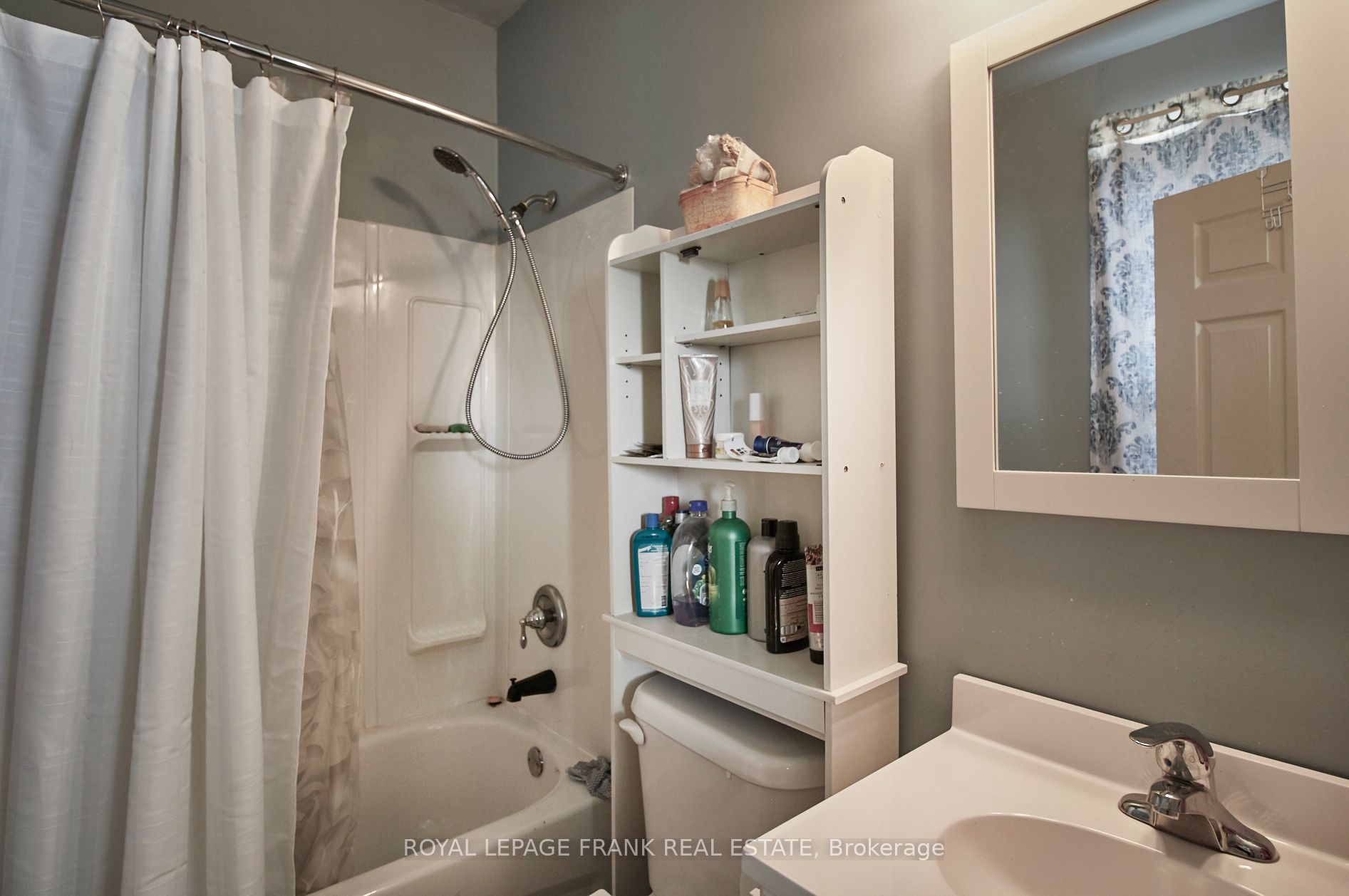 2009 Maple Grove Road Property Photo 9