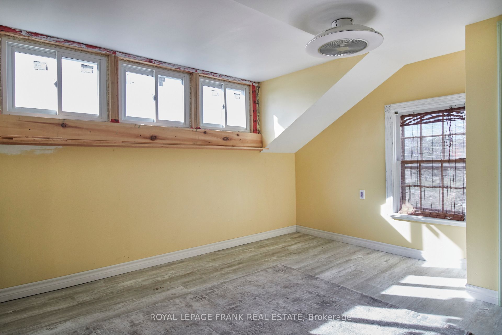 2009 Maple Grove Road Property Photo 10