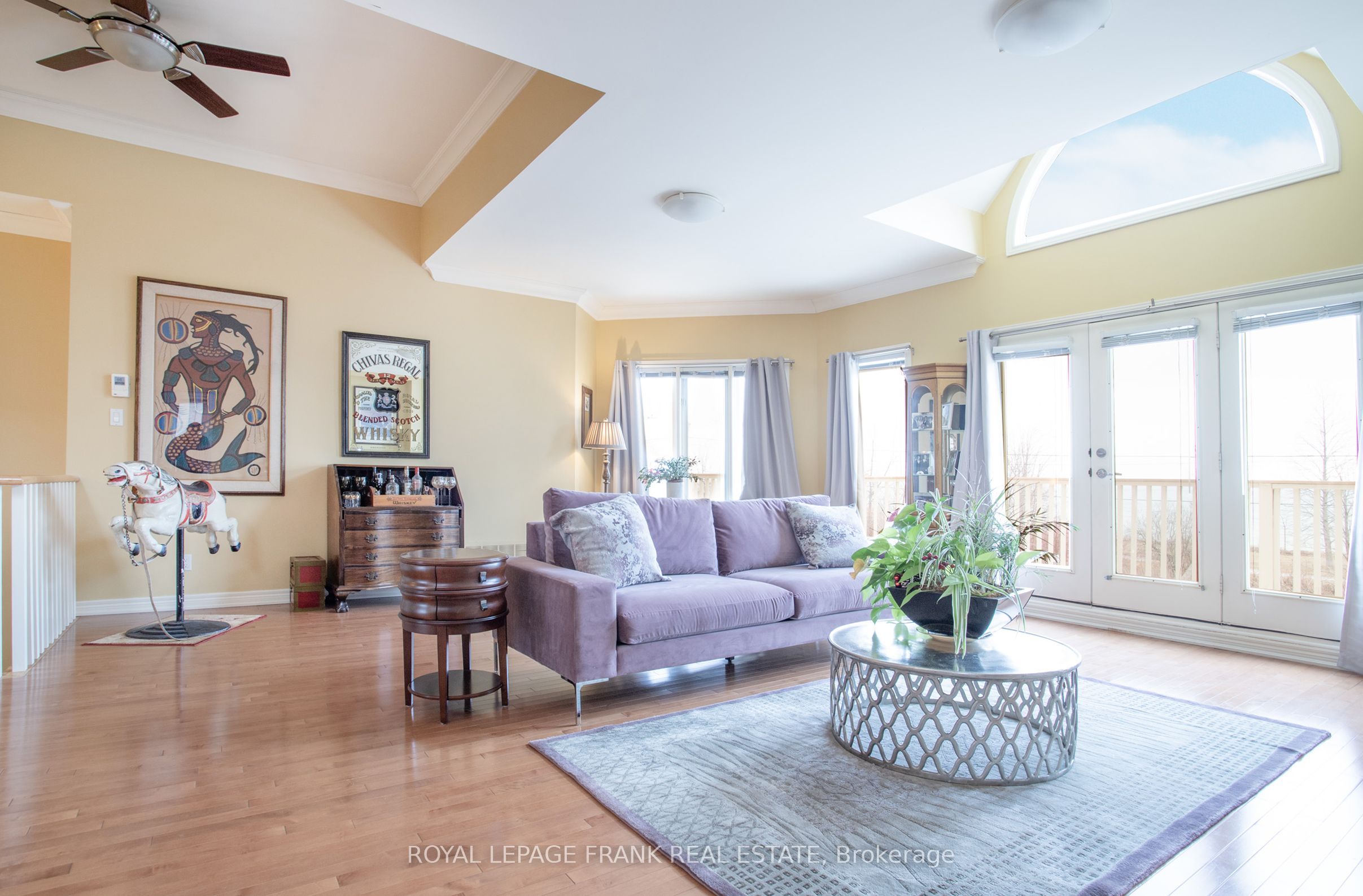 2940 Lakeview Boulevard Property Photo 12
