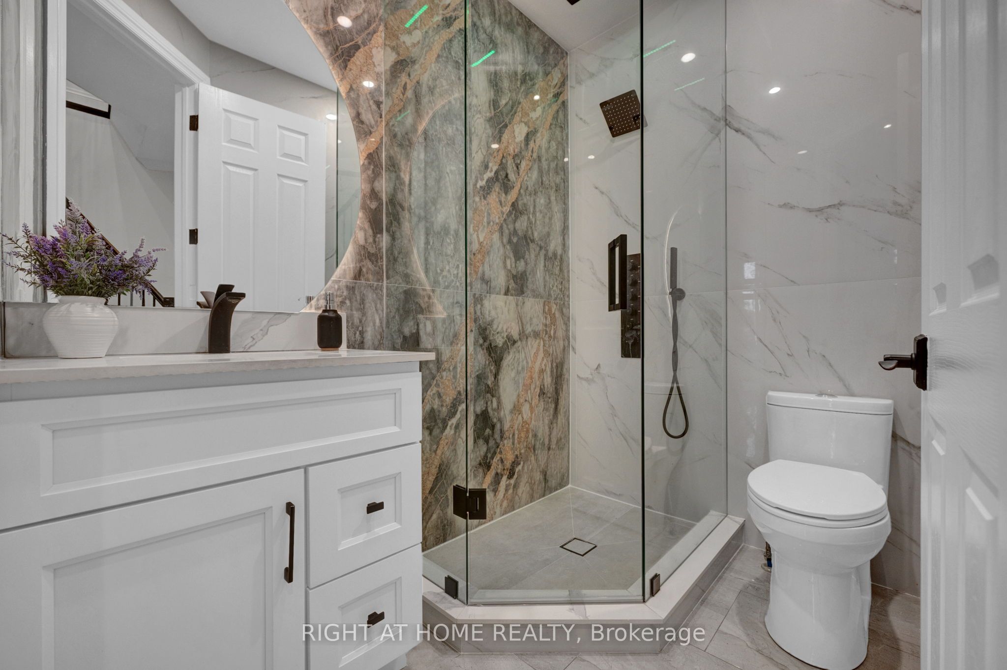 3850 Kinsale Road Property Photo 11