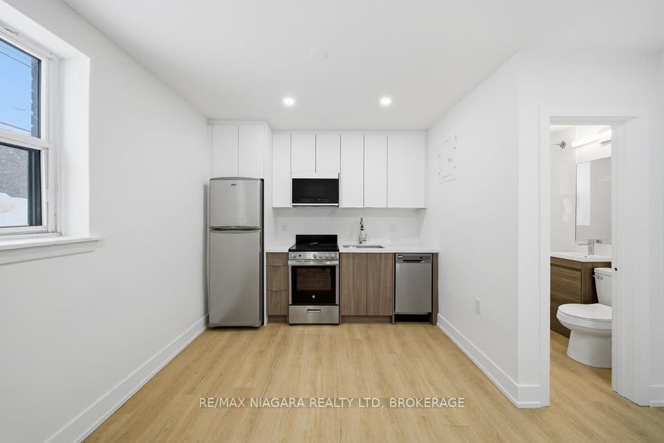 995 O'connor Drive Property Photo 2