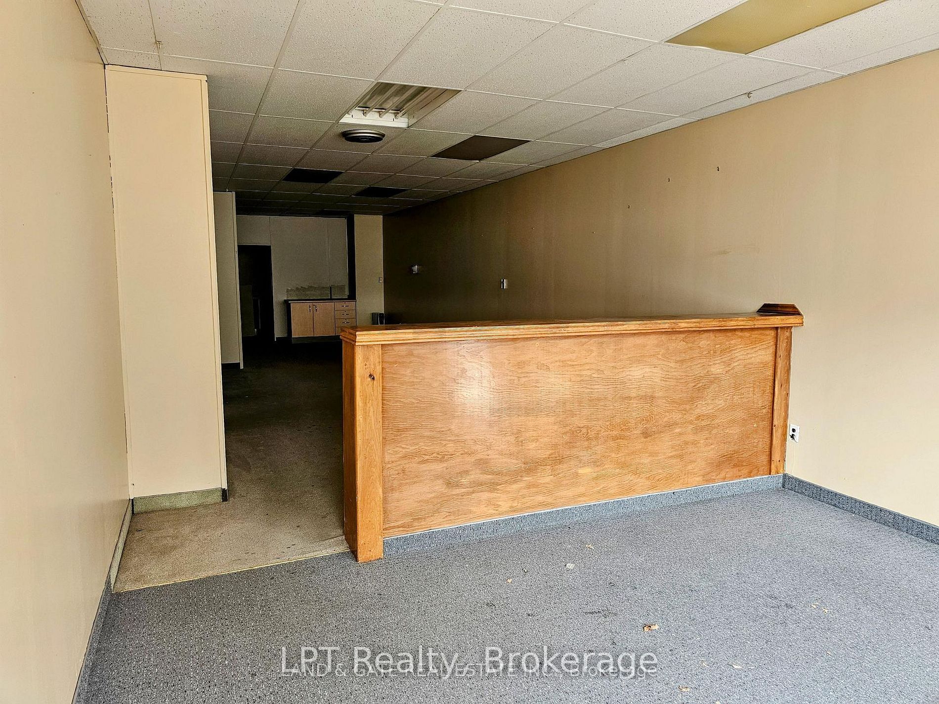 74 Simcoe Street S 101 Property Photo 8