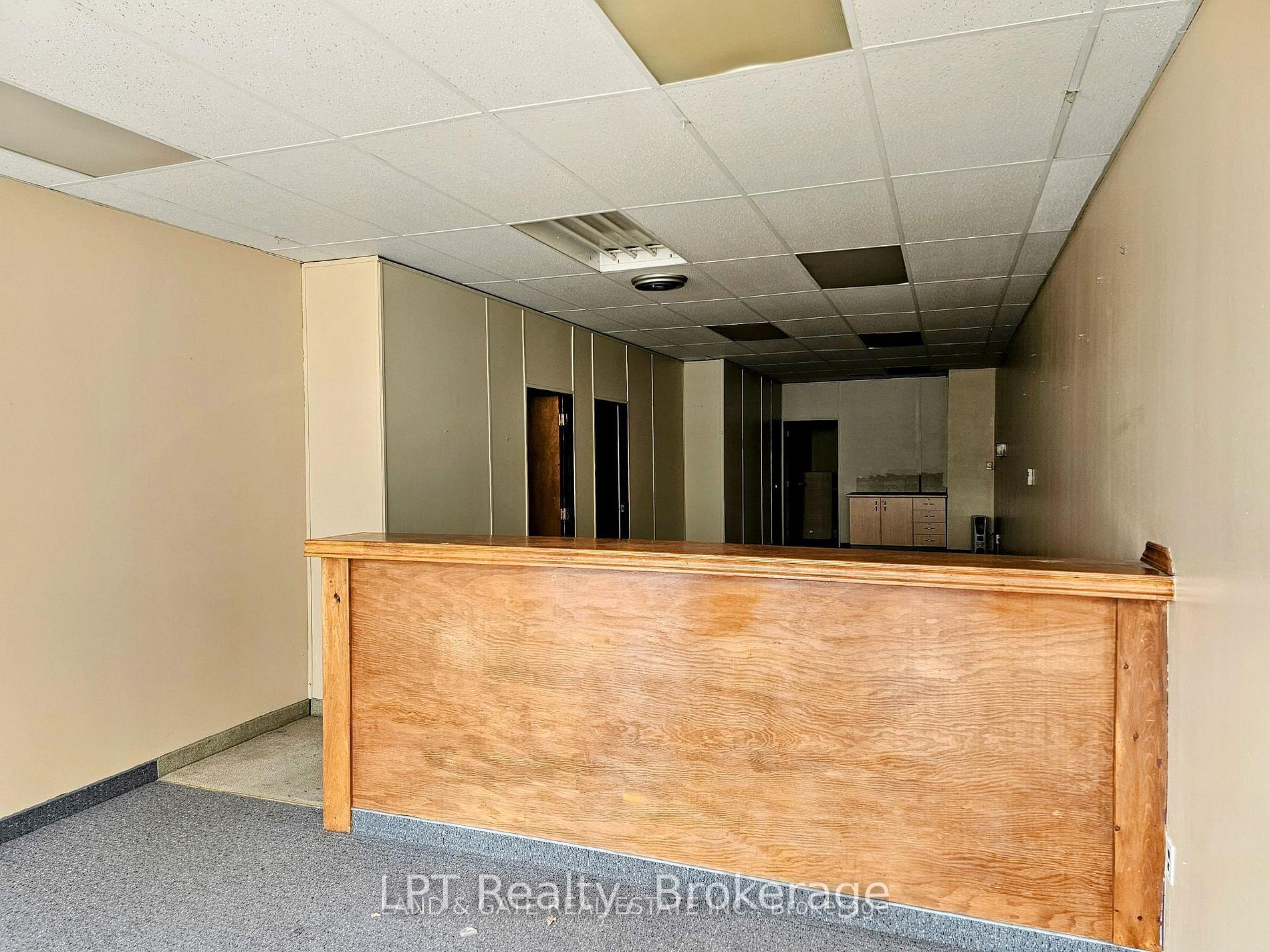74 Simcoe Street S 101 Property Photo 9