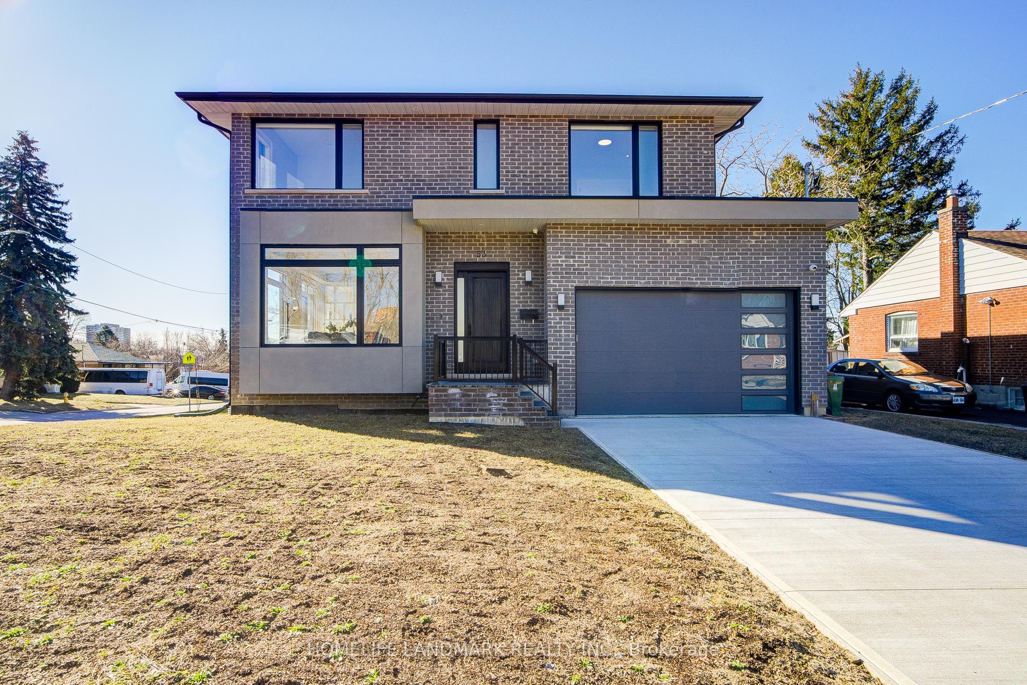 53 Saugeen Crescent