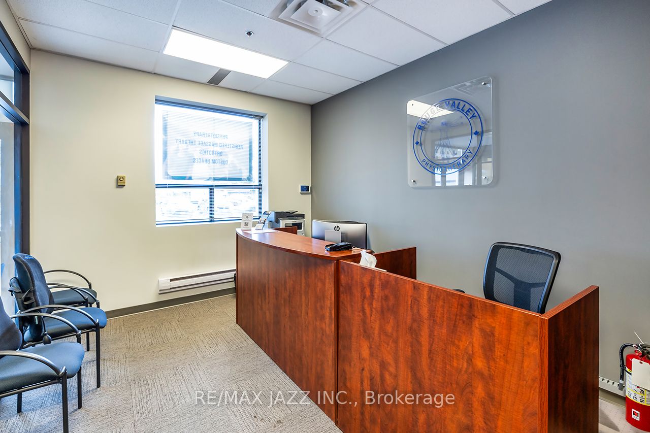 274 Mackenzie Avenue 300 Property Photo 3