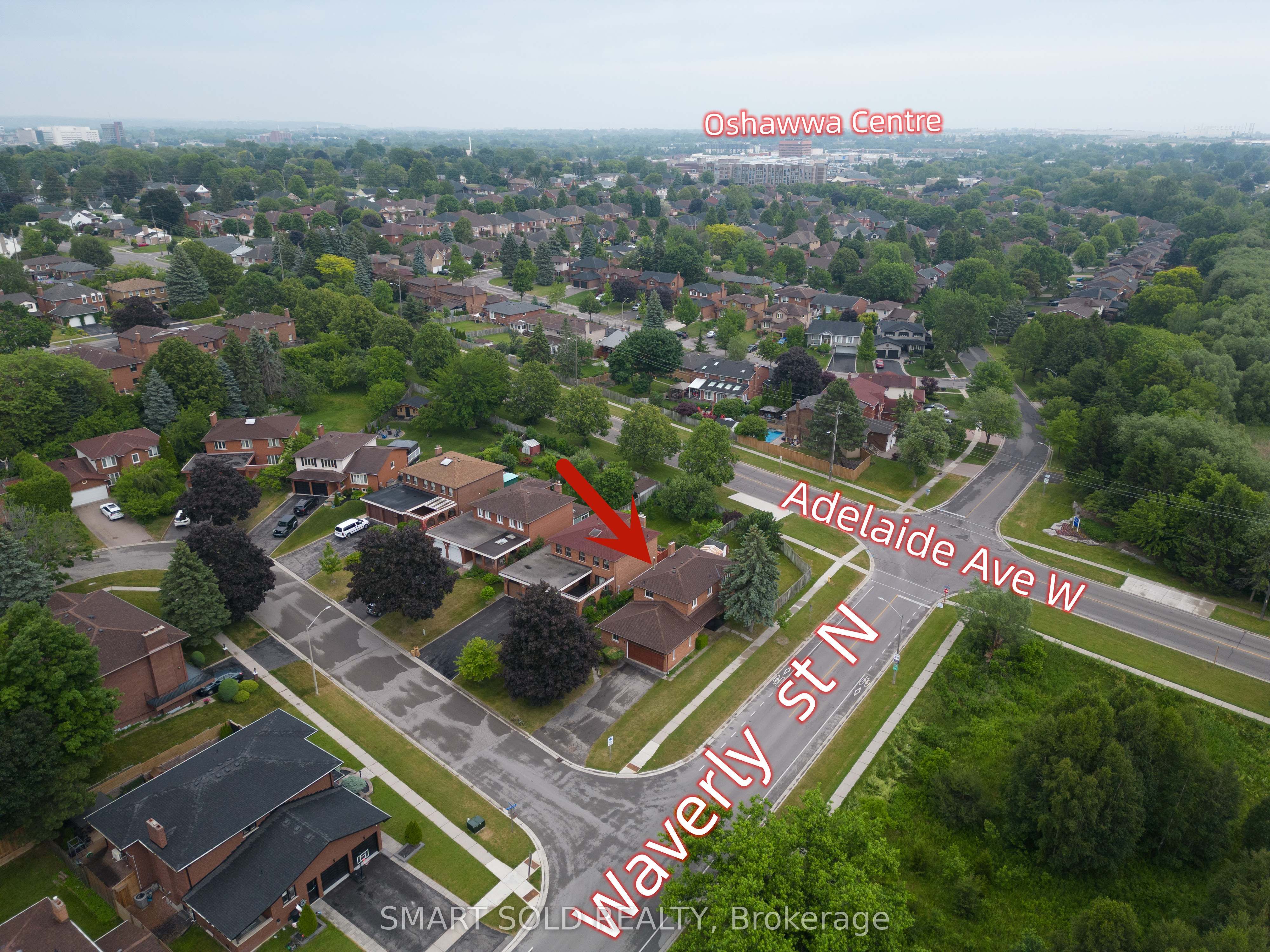 217 Waverly Street N Property Photo 28