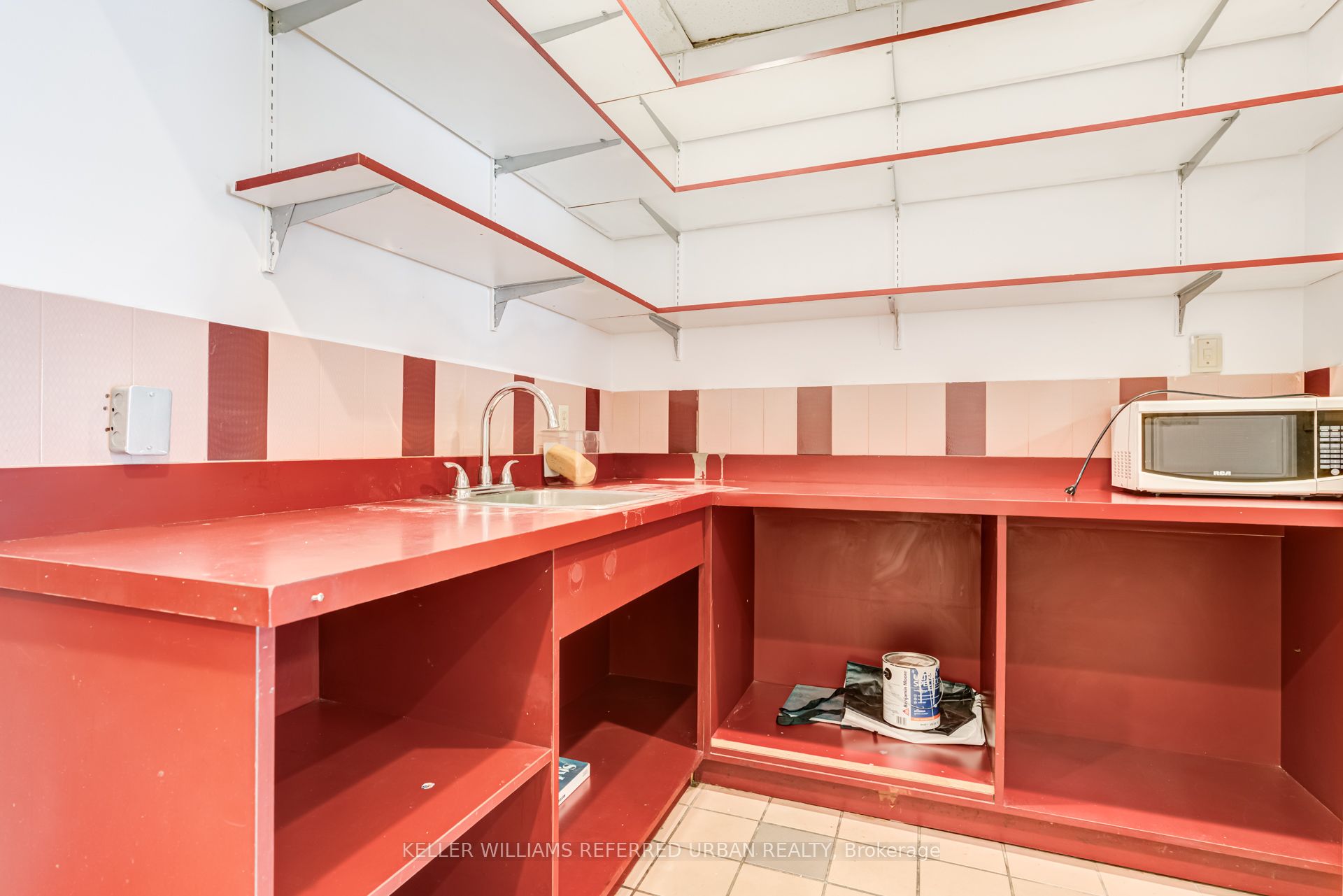706 Pape Avenue Property Photo 13