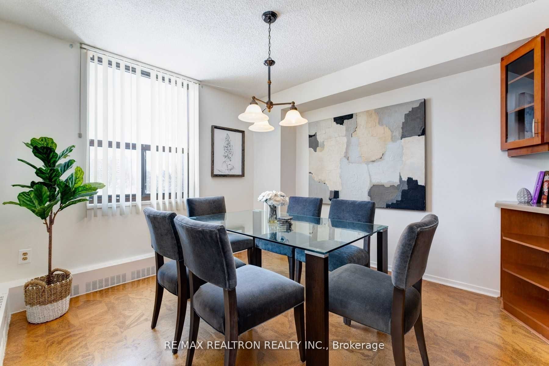 90 Ling Road 404 Property Photo 2